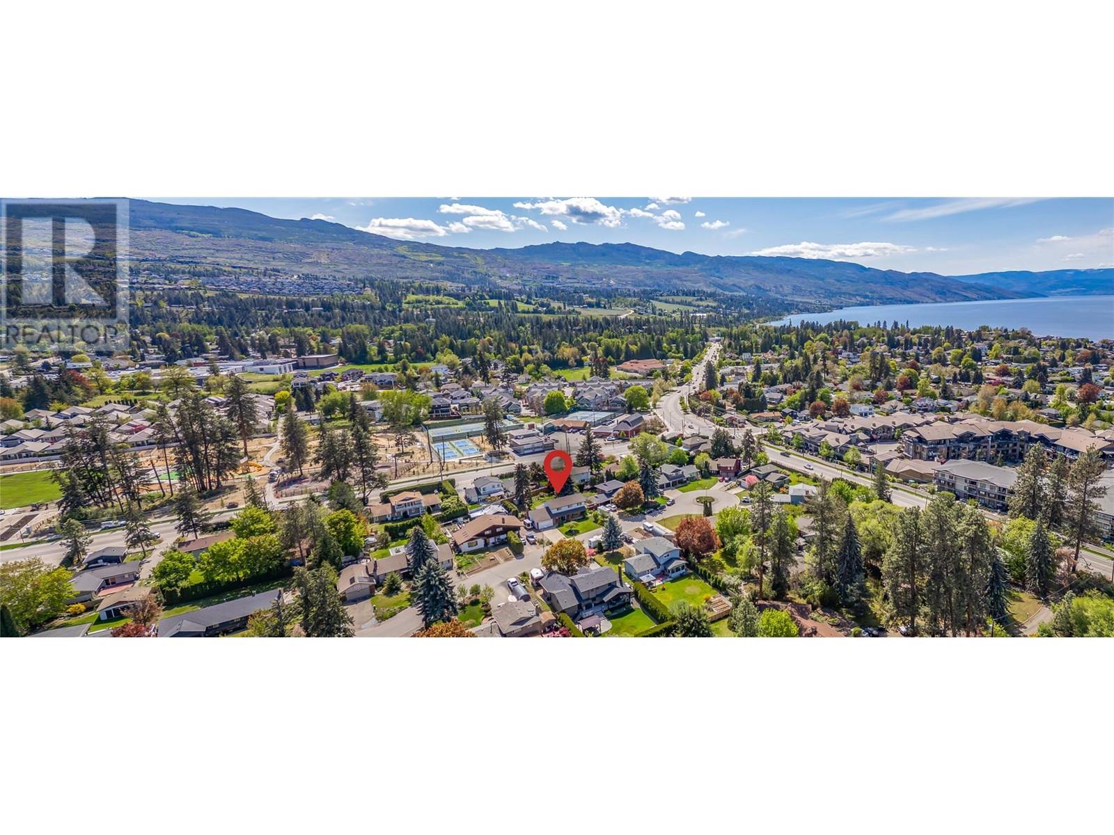  639 Tomby Court, Kelowna