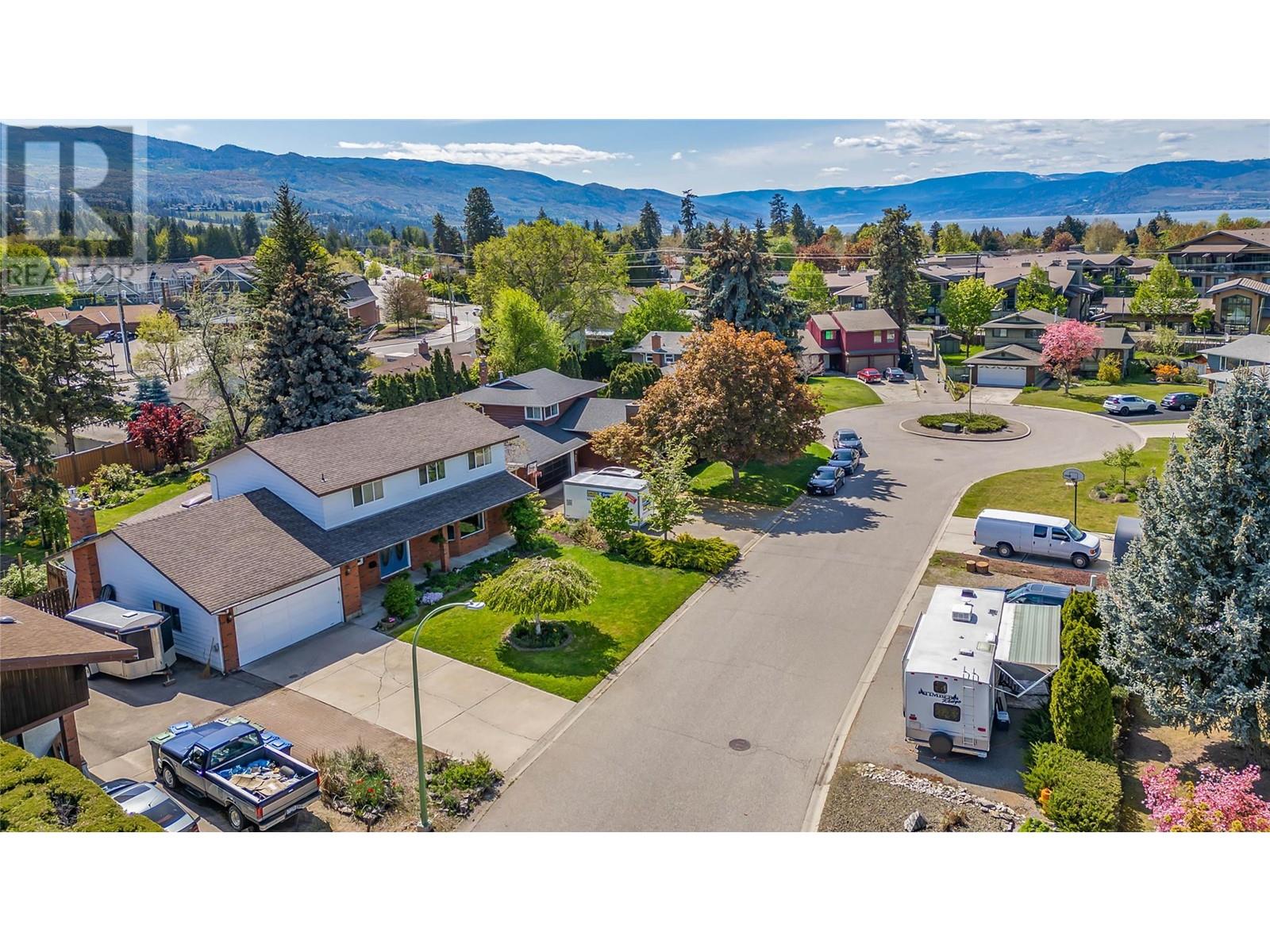  639 Tomby Court, Kelowna