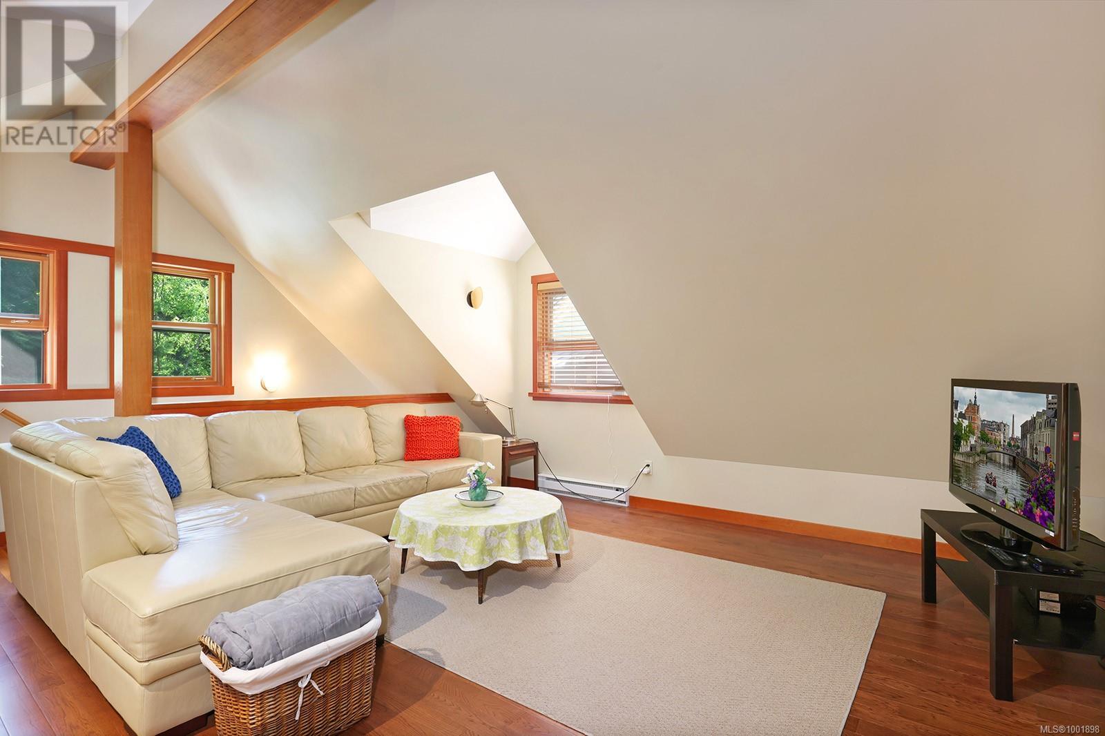 1645 Lea Smith Rd, Hornby Island