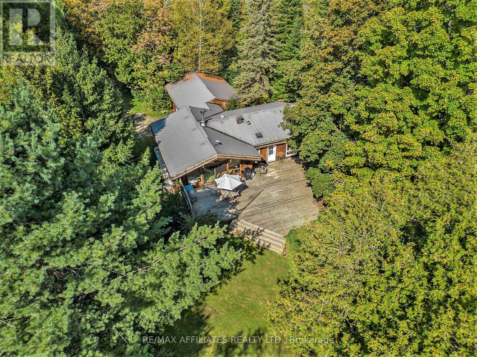 Photo 18 of 571 Rideau River Road, Montague ON