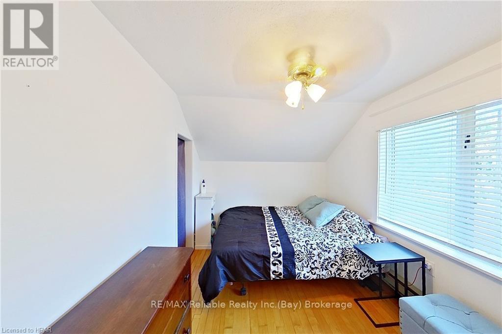 26 MAIN STREET S - 31