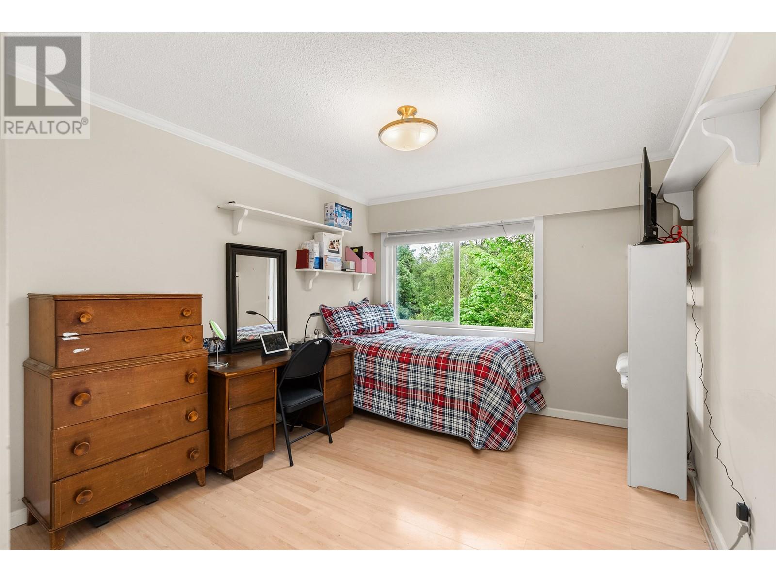 955 E 4TH STREET, North Vancouver real estate listing R3009931