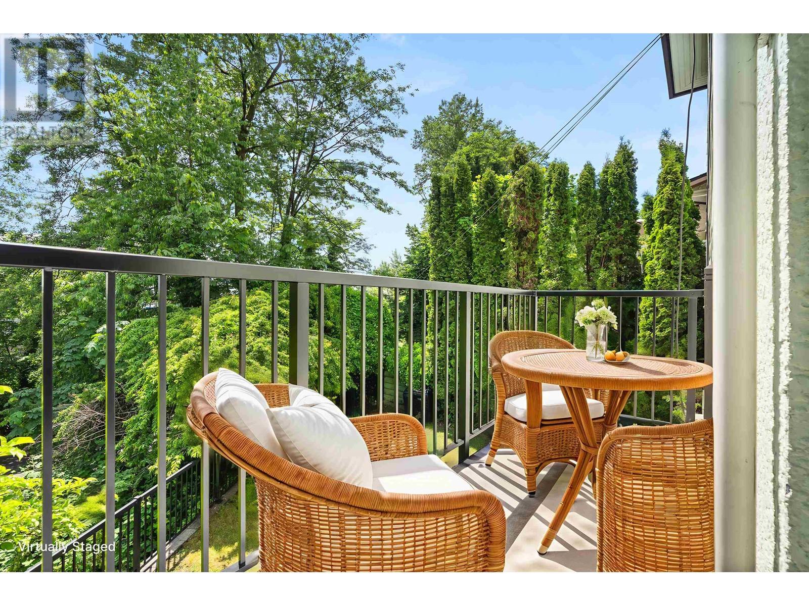 955 E 4TH STREET, North Vancouver real estate listing R3009931