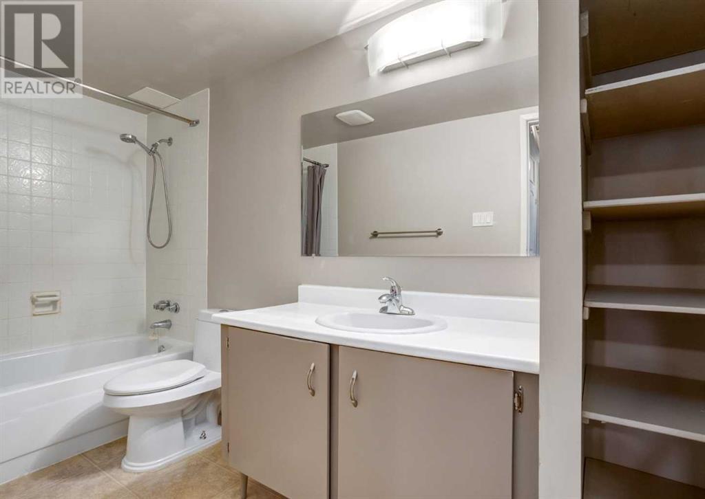 Single Family House for Sale in    Avenue SW Windsor Park Calgary 