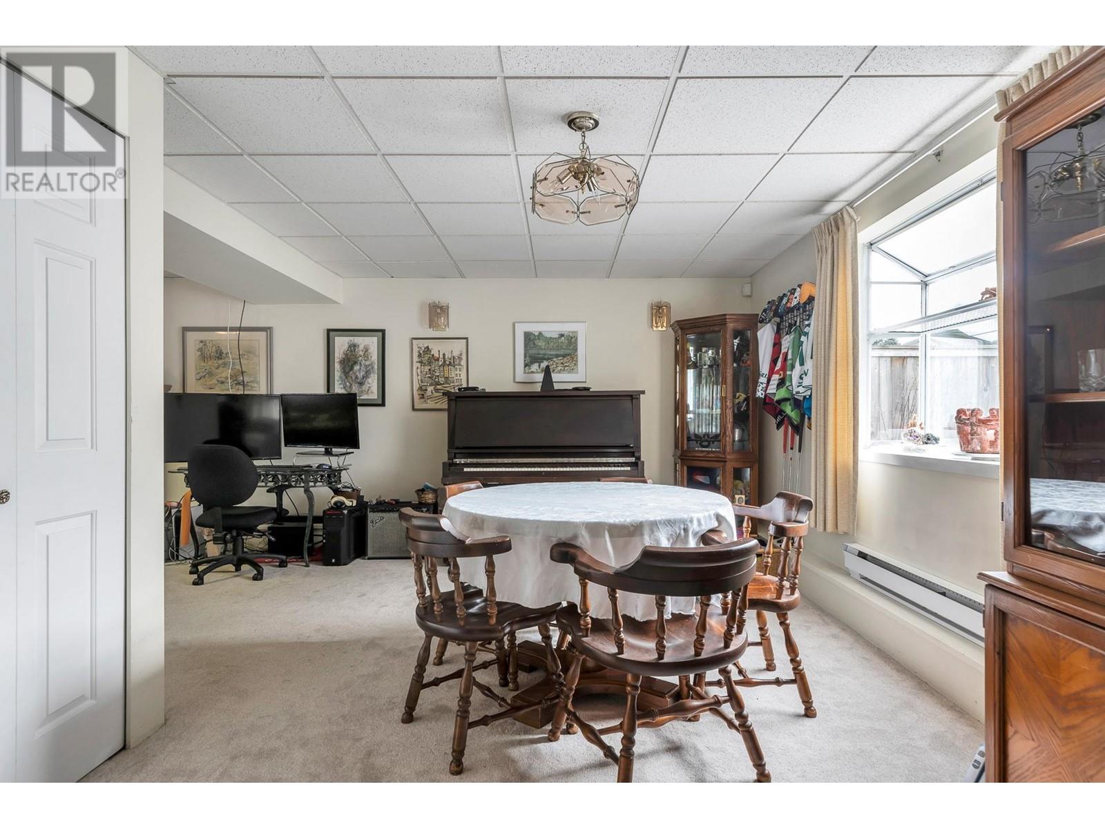 Photo 23 of 11900 Dewsbury Drive, Richmond BC