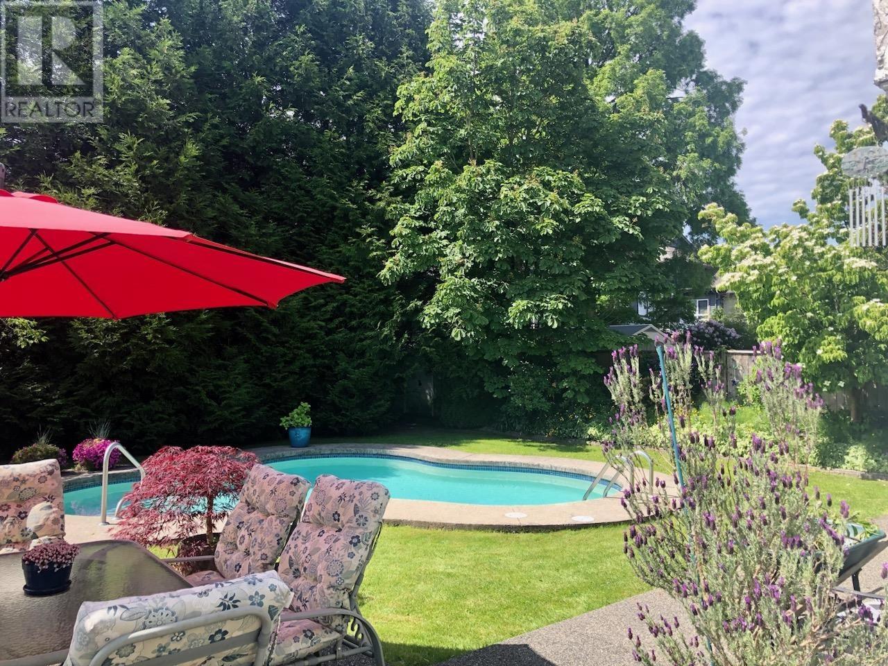 Photo 30 of 11900 Dewsbury Drive, Richmond BC