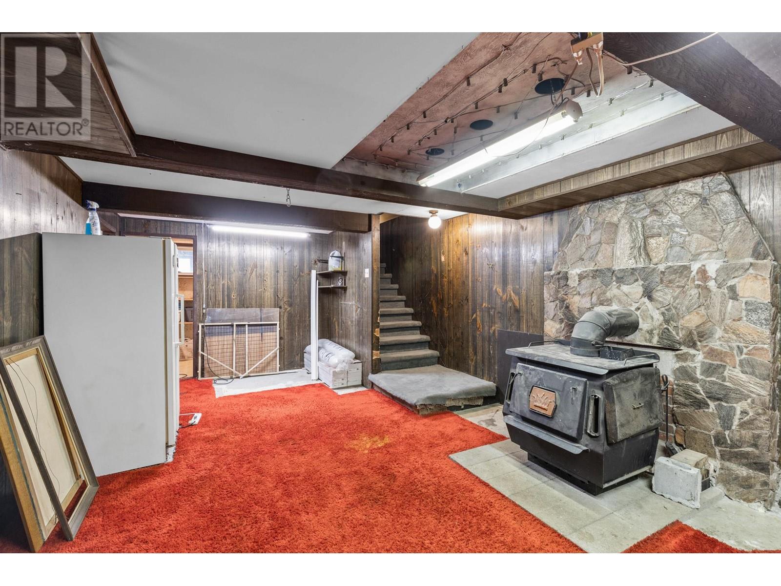  605 Dell Road, Kelowna