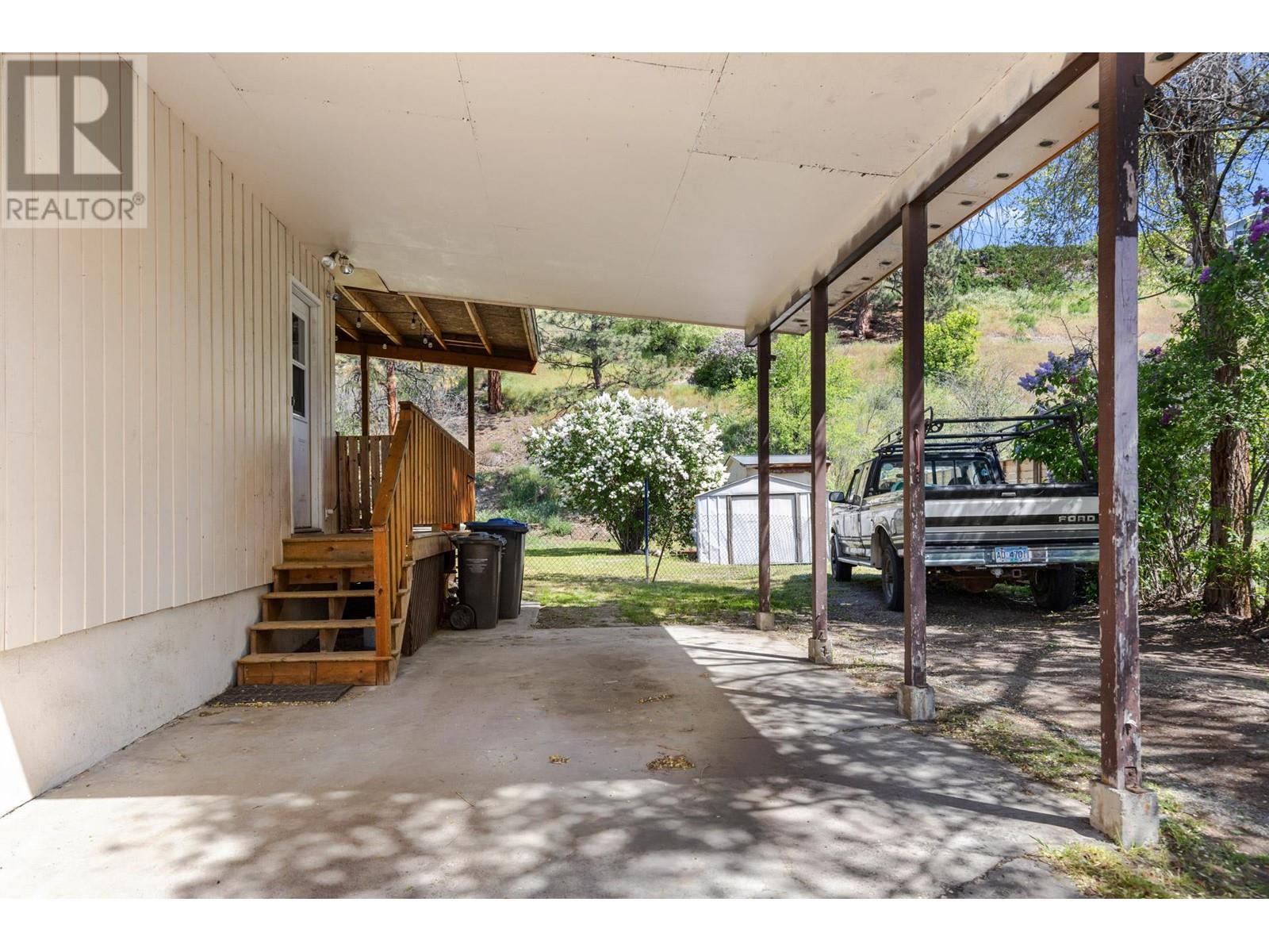  605 Dell Road, Kelowna