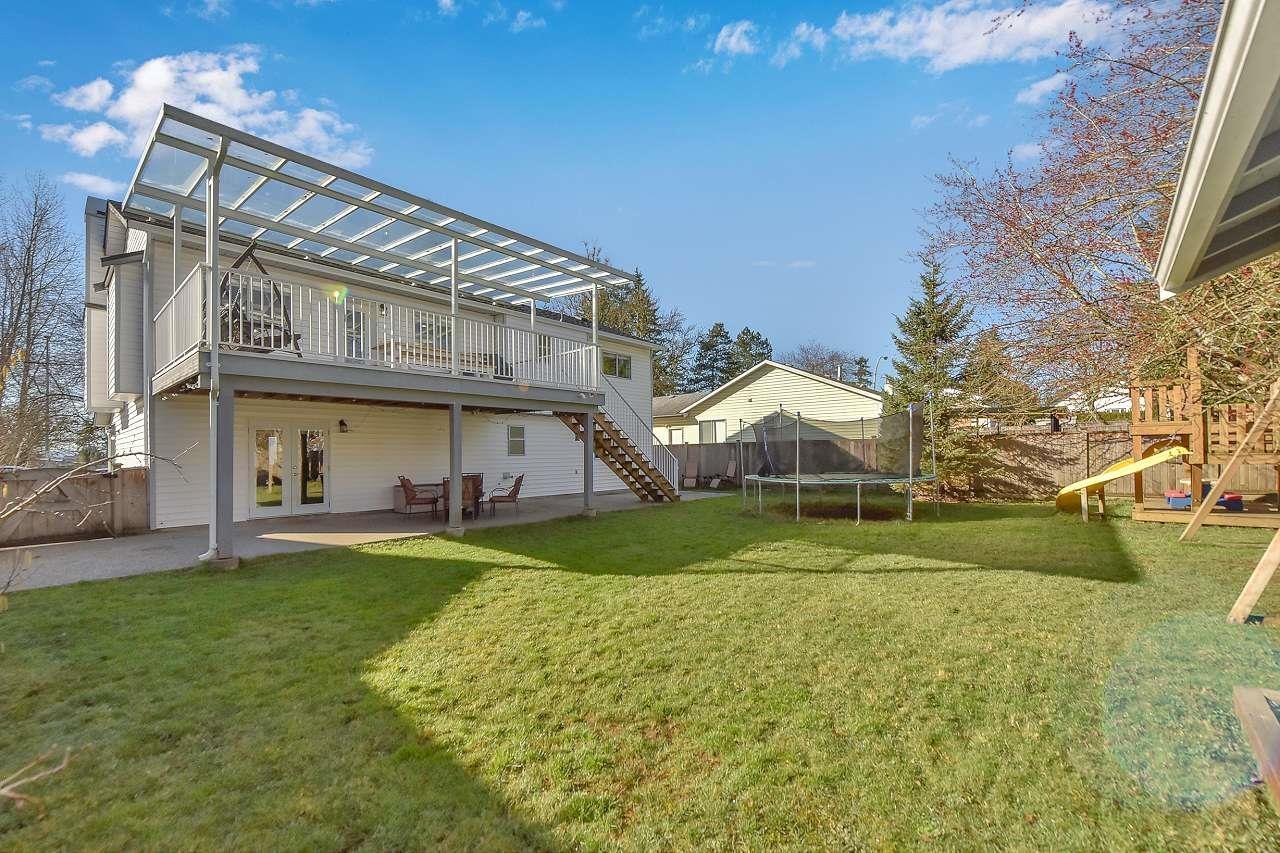 17423 60 AVENUE, Surrey real estate listing R3011239