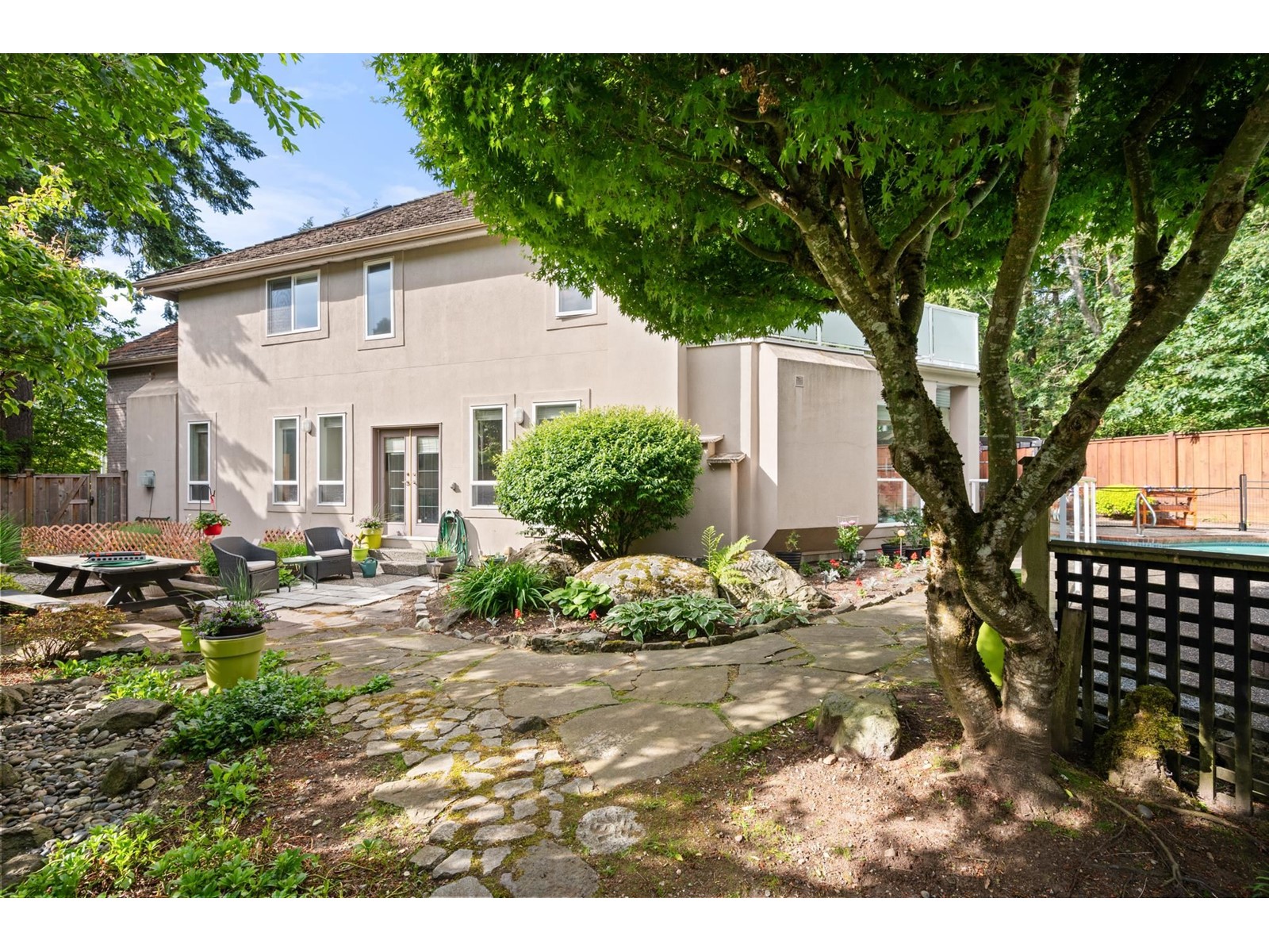 Photo 37 of 13422 20 A Avenue, Surrey BC
