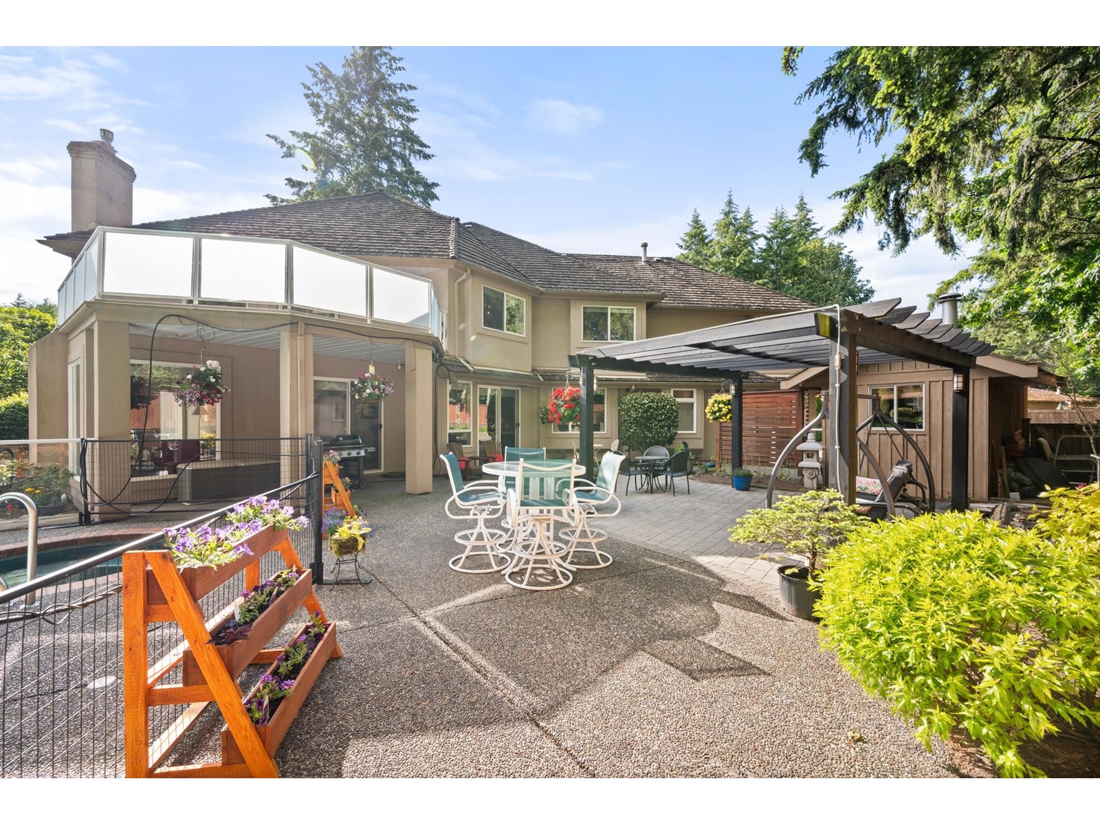Photo 36 of 13422 20 A Avenue, Surrey BC