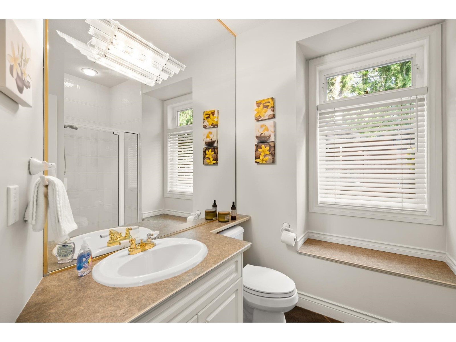 Photo 29 of 13422 20 A Avenue, Surrey BC