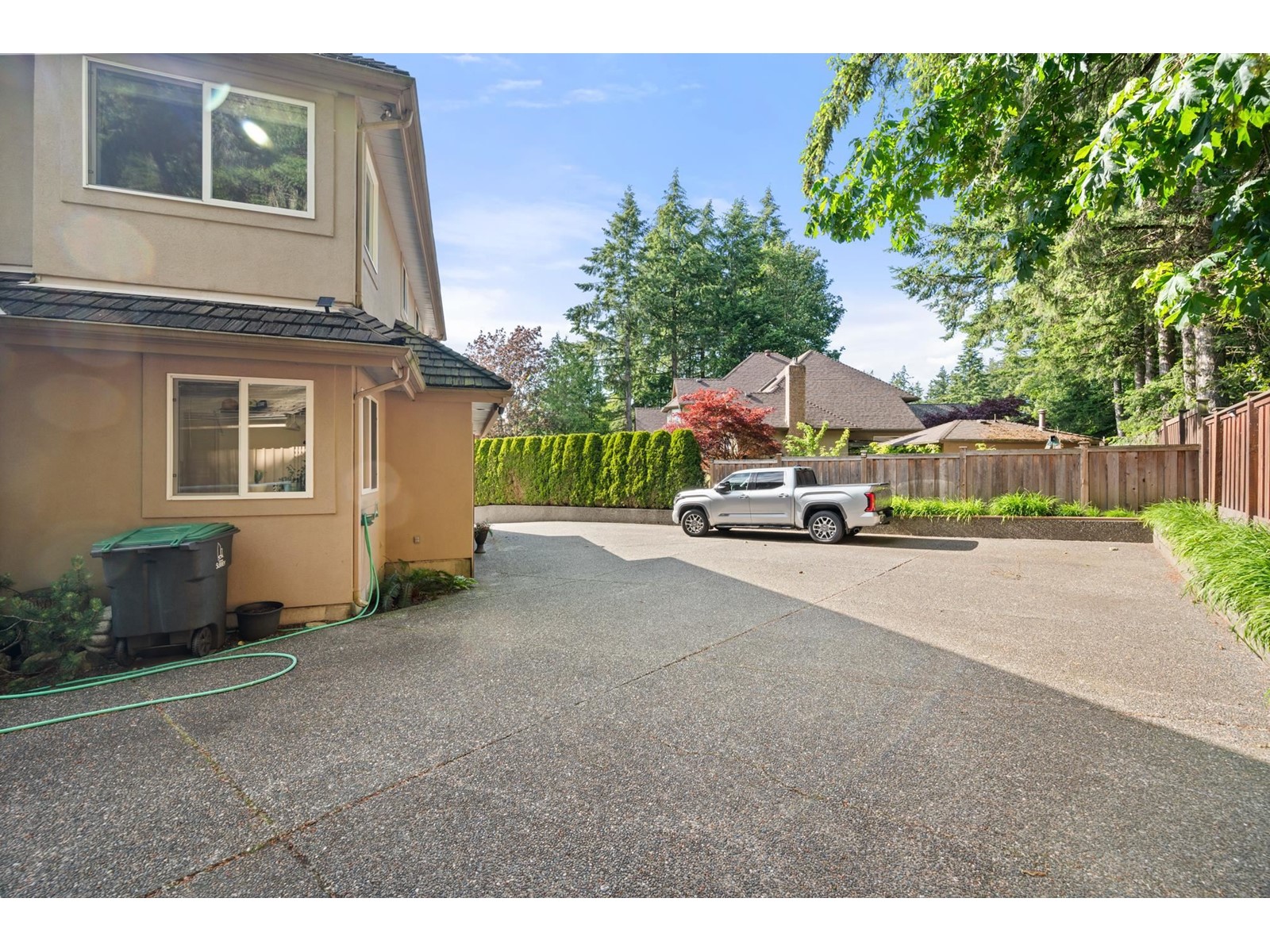 Photo 39 of 13422 20 A Avenue, Surrey BC