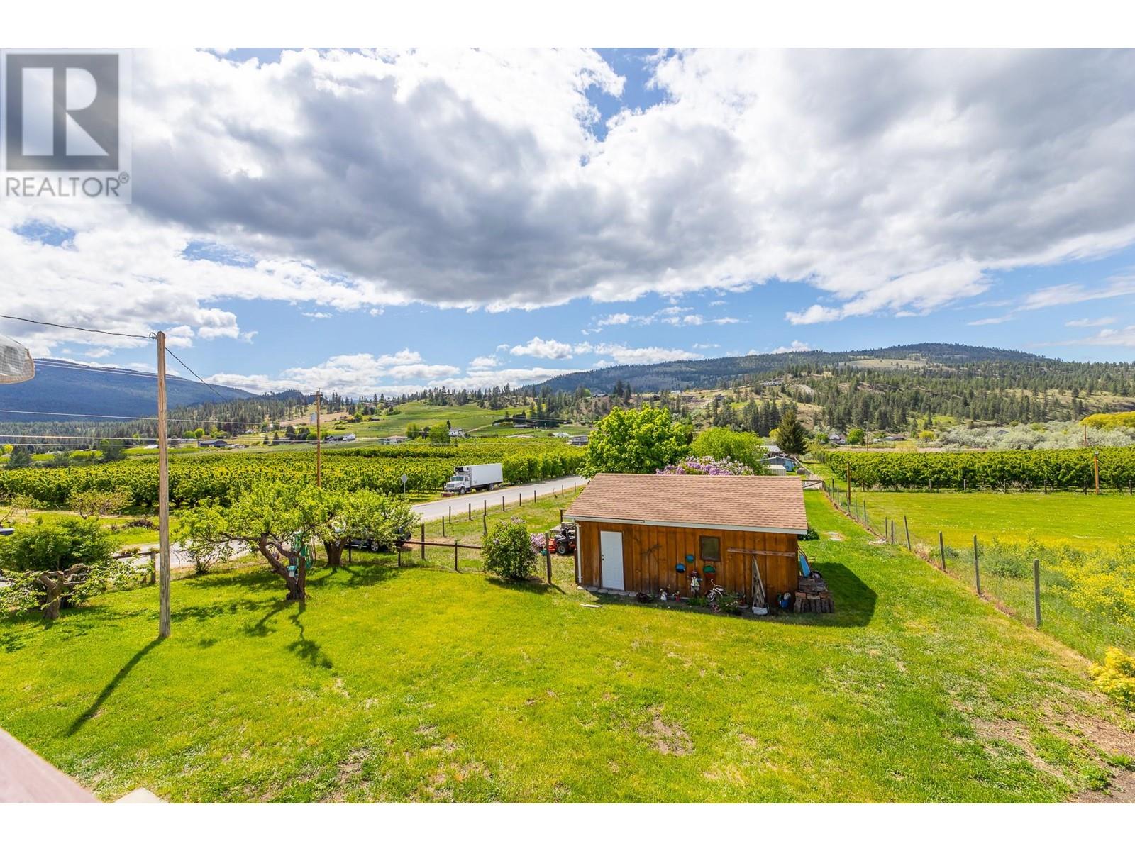 7515 Hillborn Street, Summerland