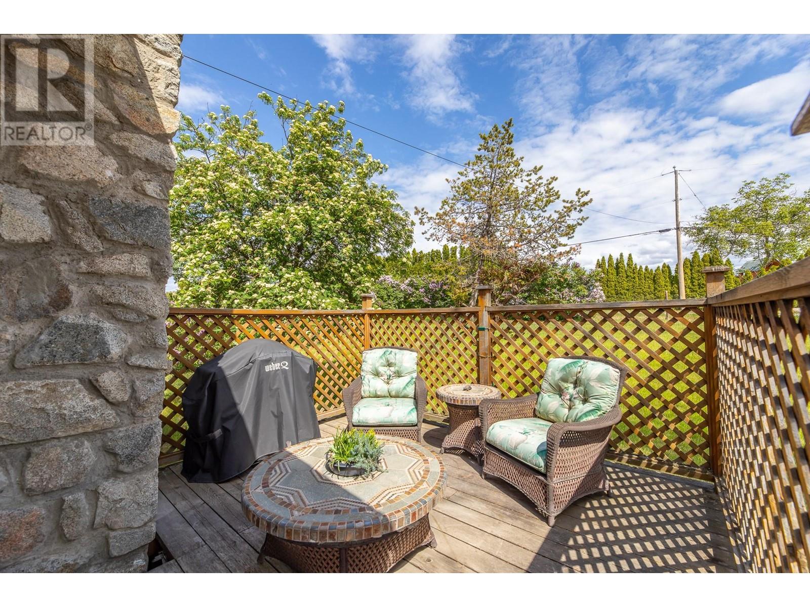 7515 Hillborn Street, Summerland