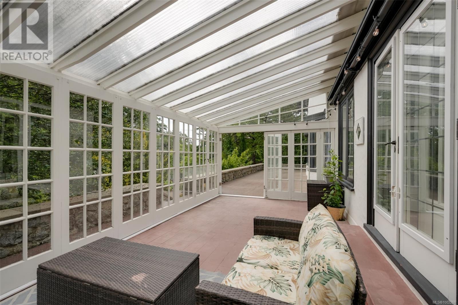  1630 York Place, Oak Bay