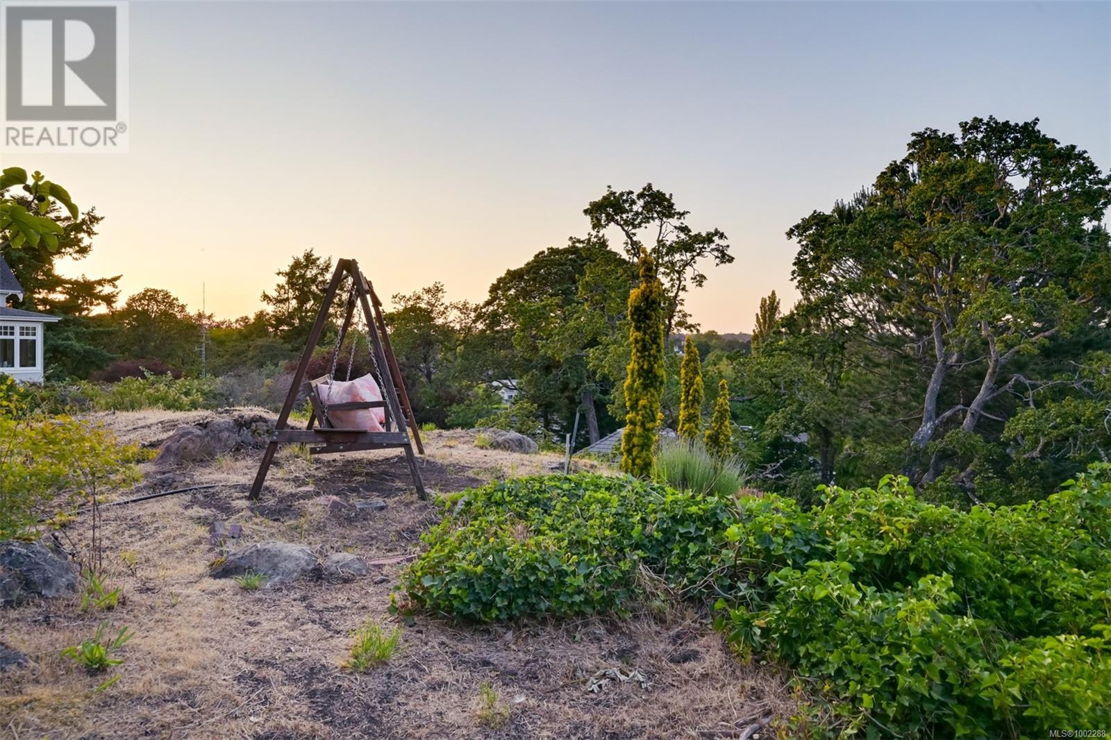  1630 York Place, Oak Bay