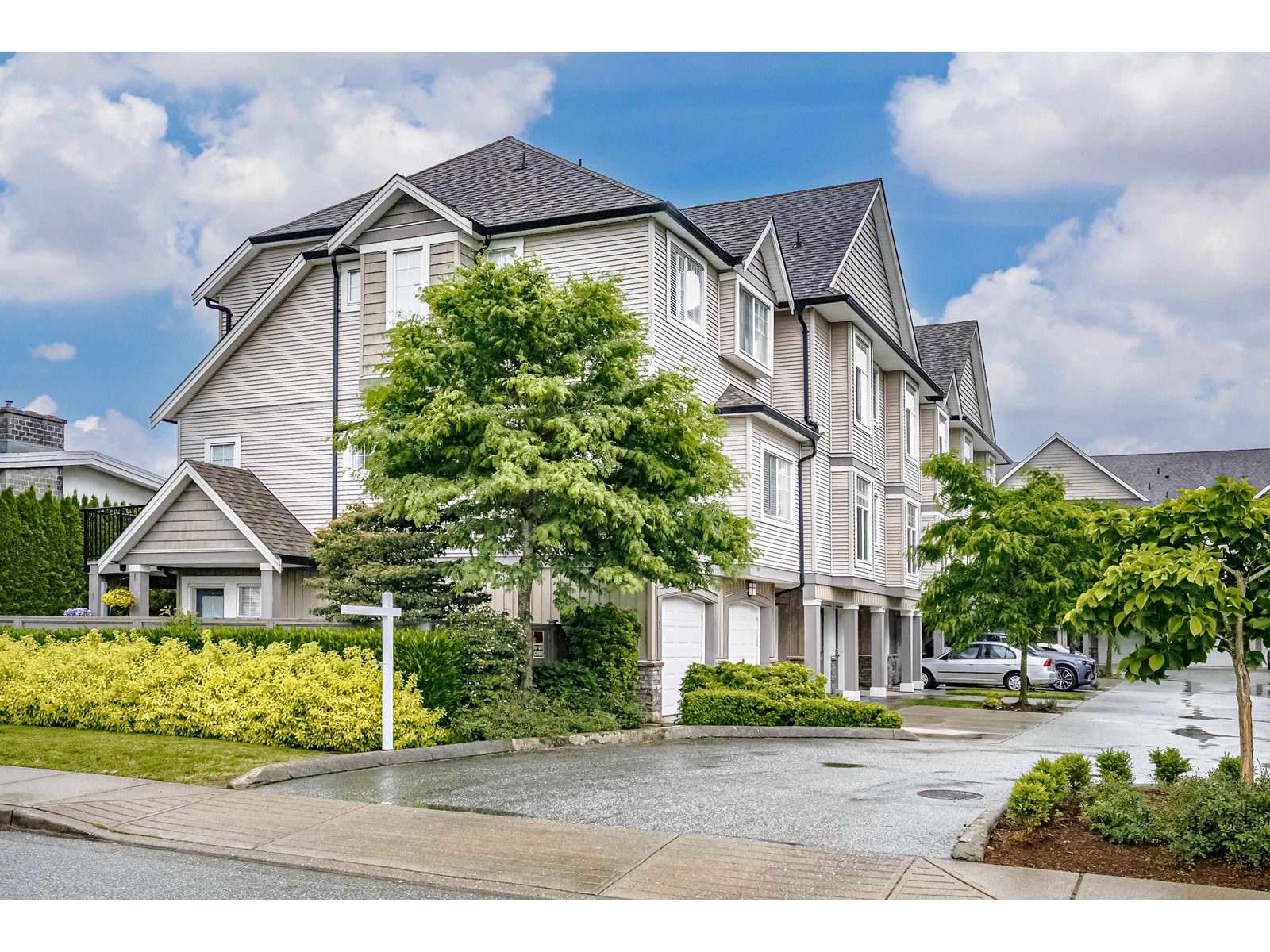 Photo 1 of 2 9140 Hazel Street Chilliwack Proper East, Chilliwack BC