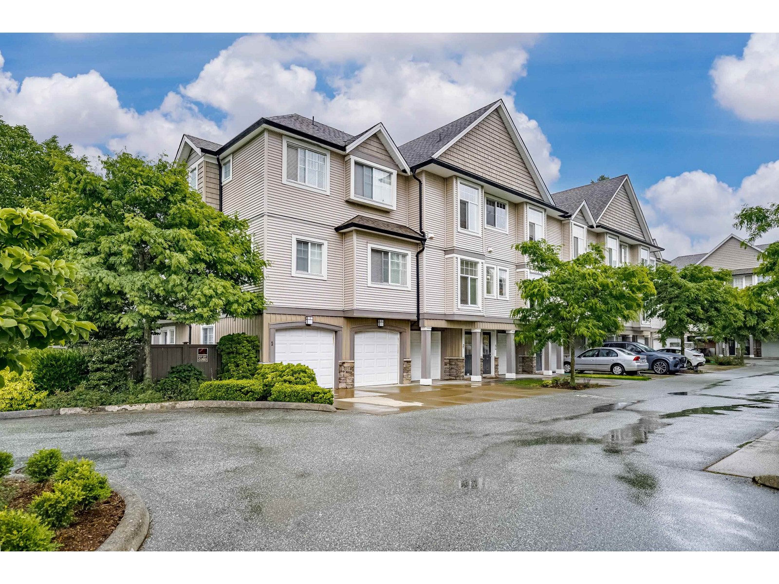 Photo 2 of 2 9140 Hazel Street Chilliwack Proper East, Chilliwack BC
