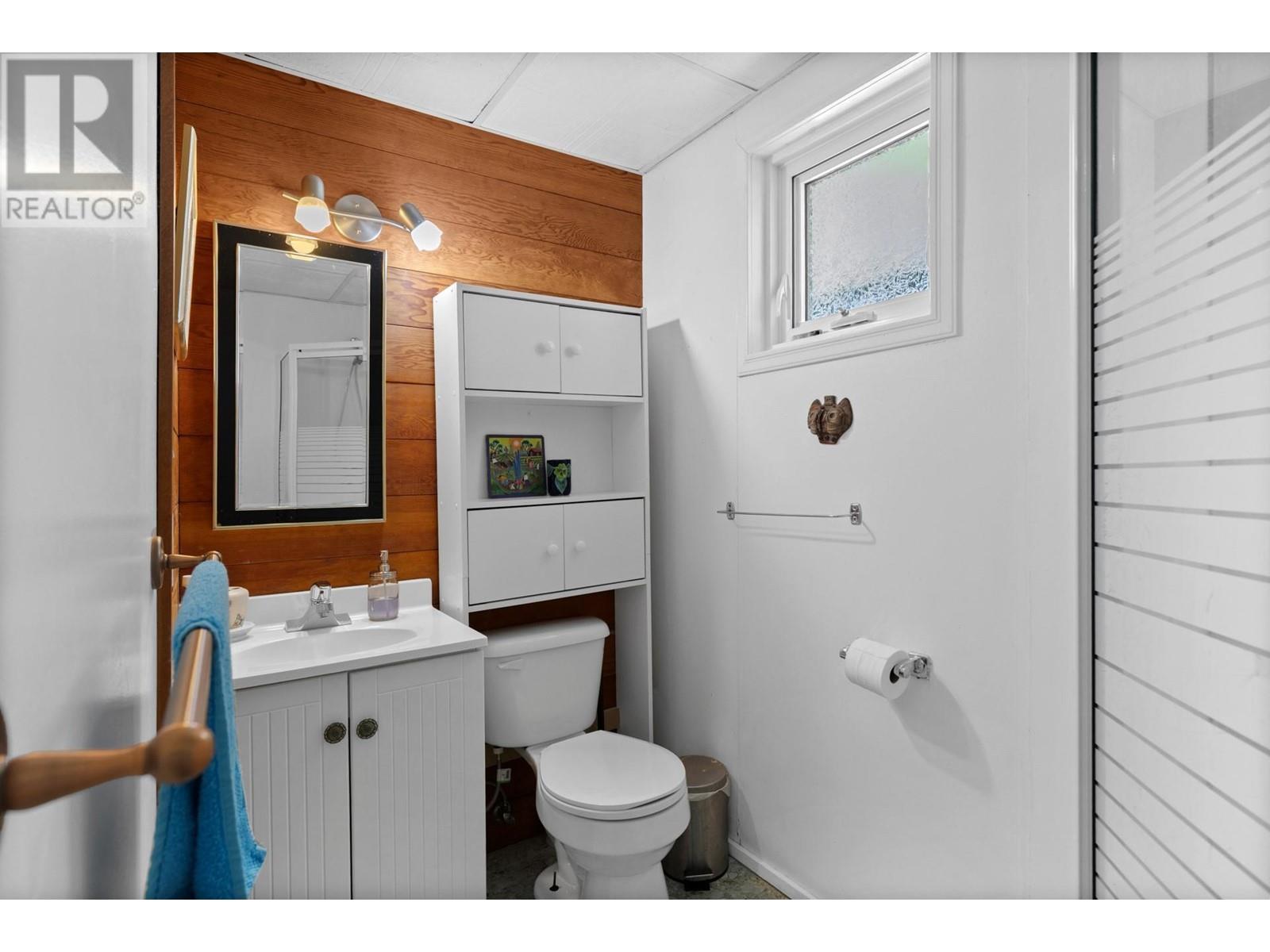 Photo 3 of 1330 Geen Road, Kelowna BC