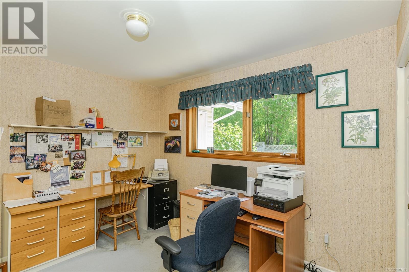 169 Fernwood Rd, Salt Spring