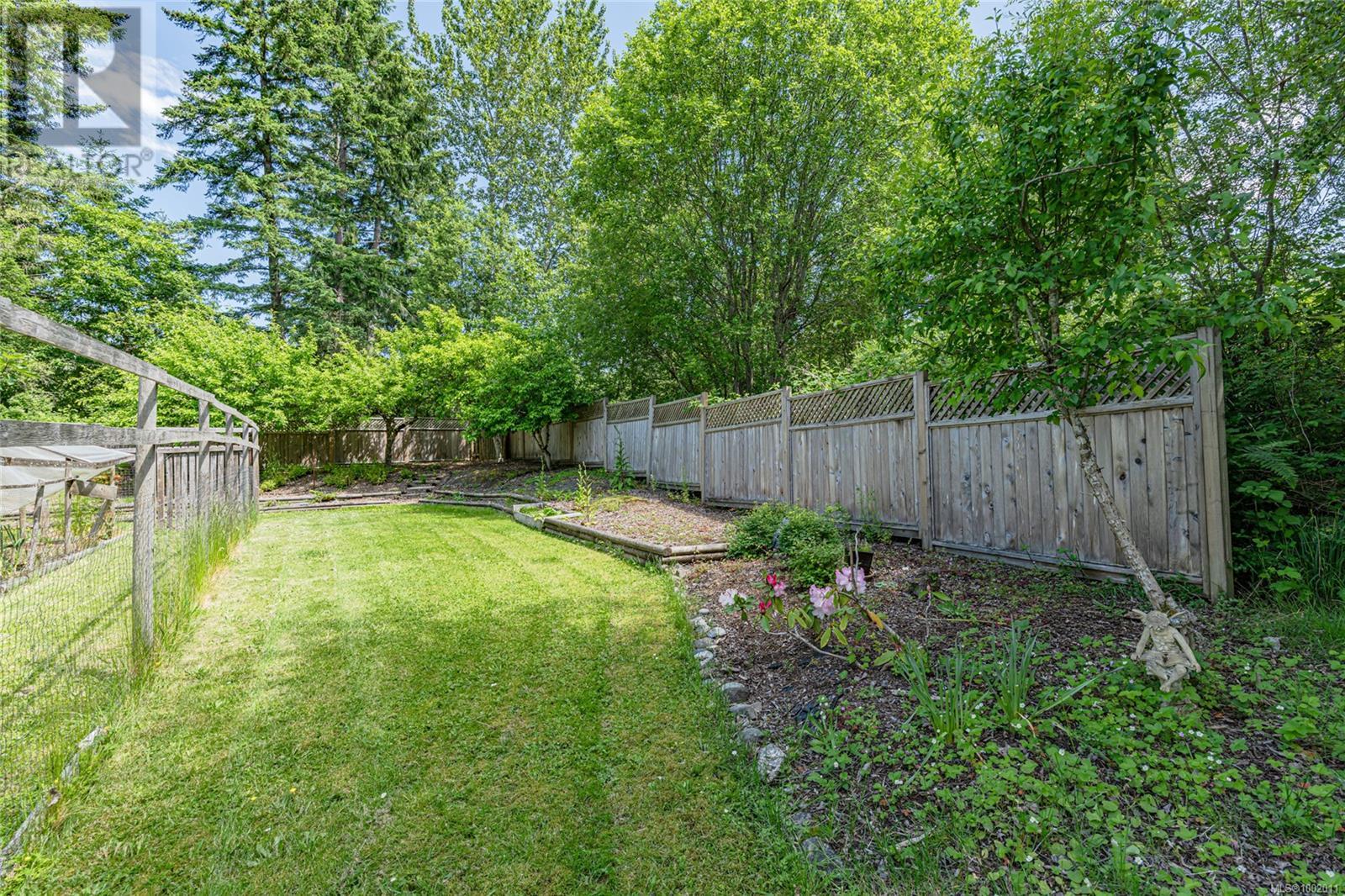 169 Fernwood Rd, Salt Spring