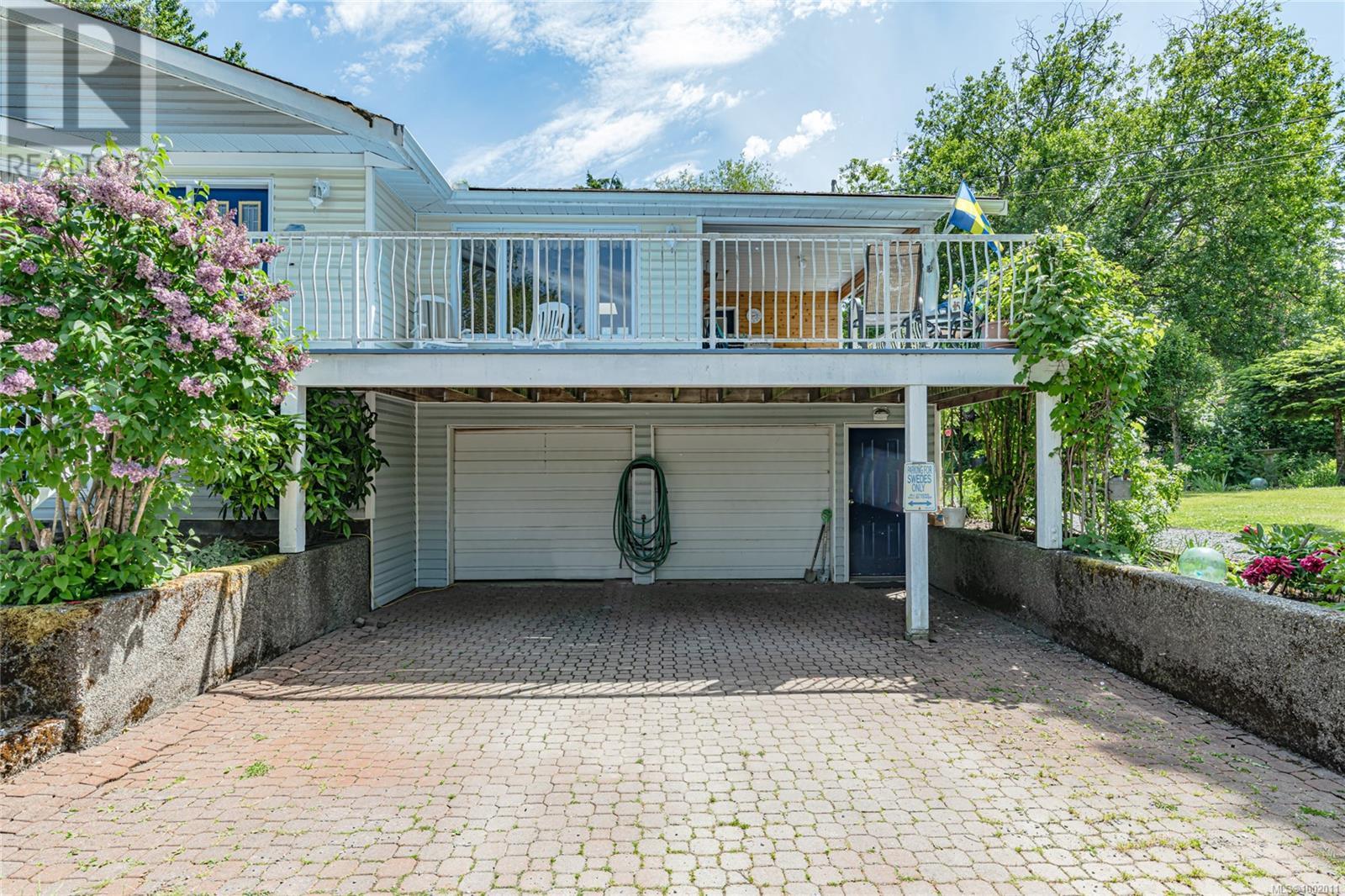 169 Fernwood Rd, Salt Spring