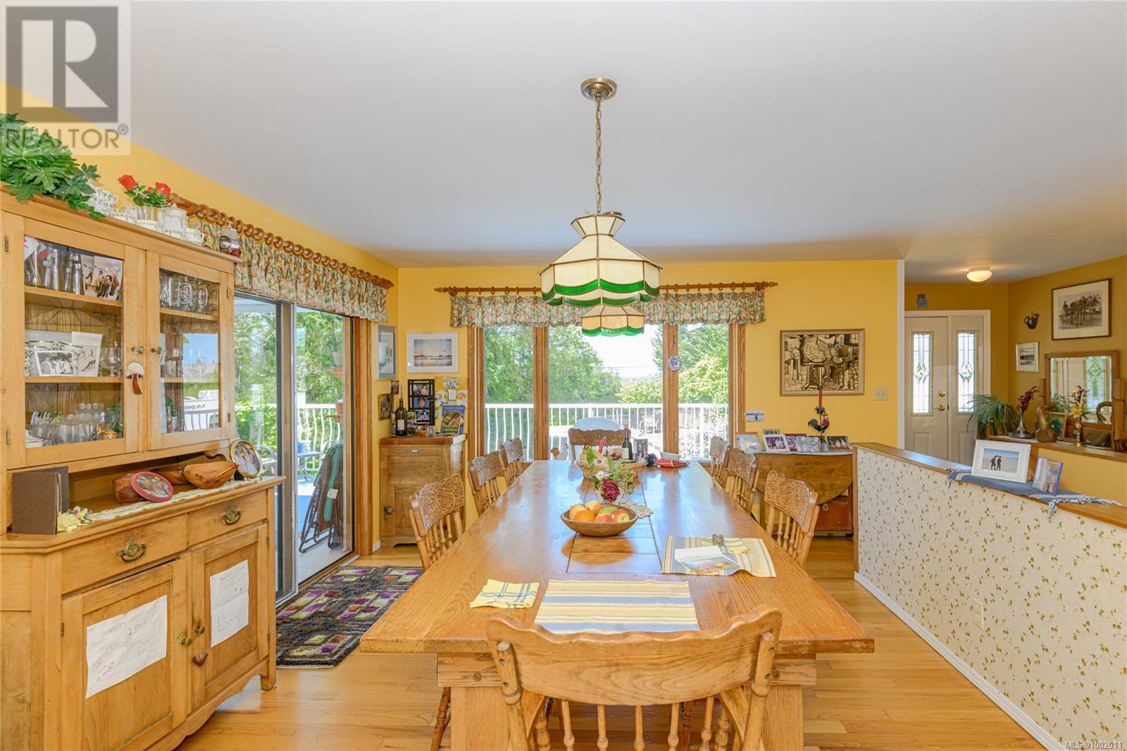 169 Fernwood Rd, Salt Spring