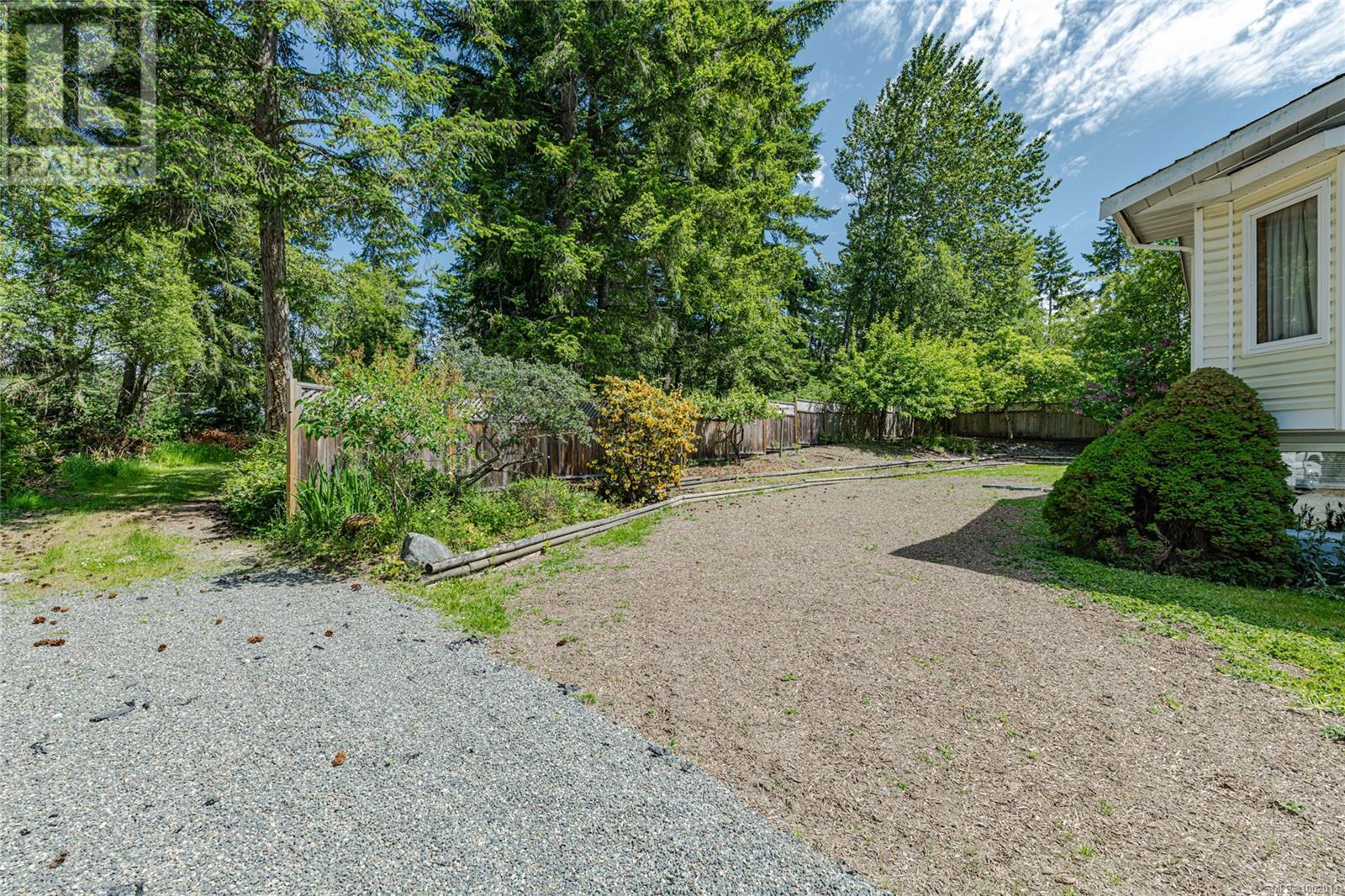 169 Fernwood Rd, Salt Spring