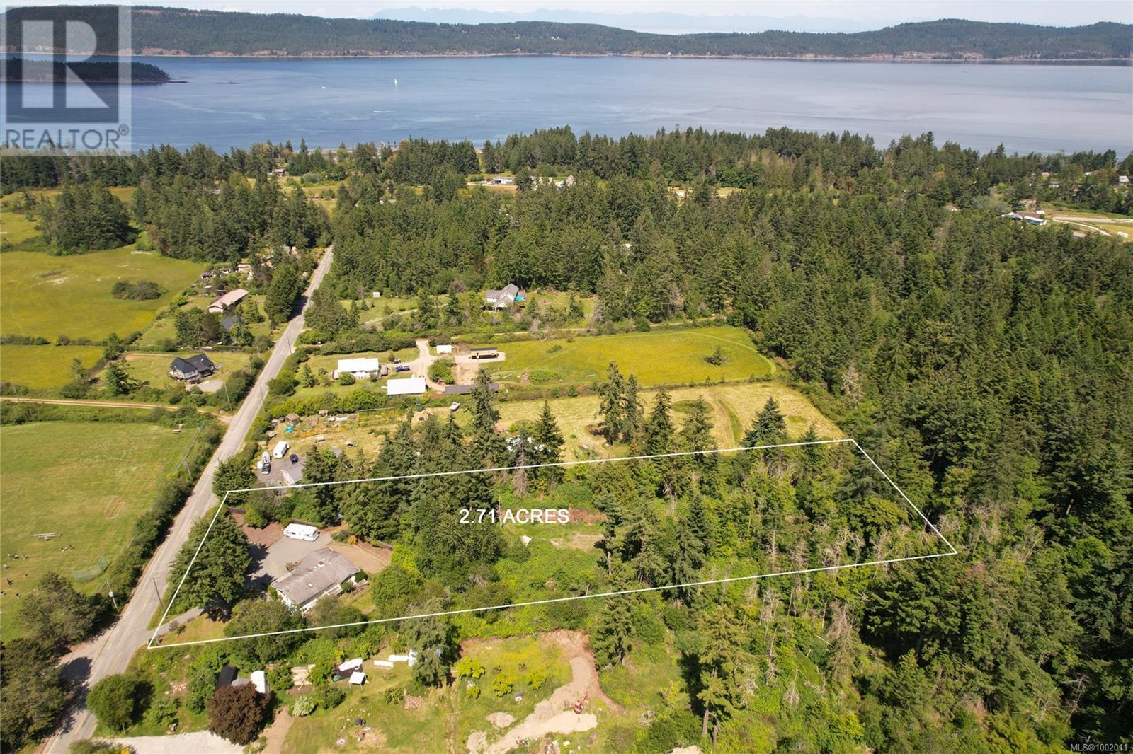 169 Fernwood Rd, Salt Spring
