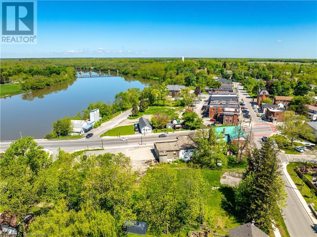 Photo 37 of 39 Talbot Street W, Cayuga ON