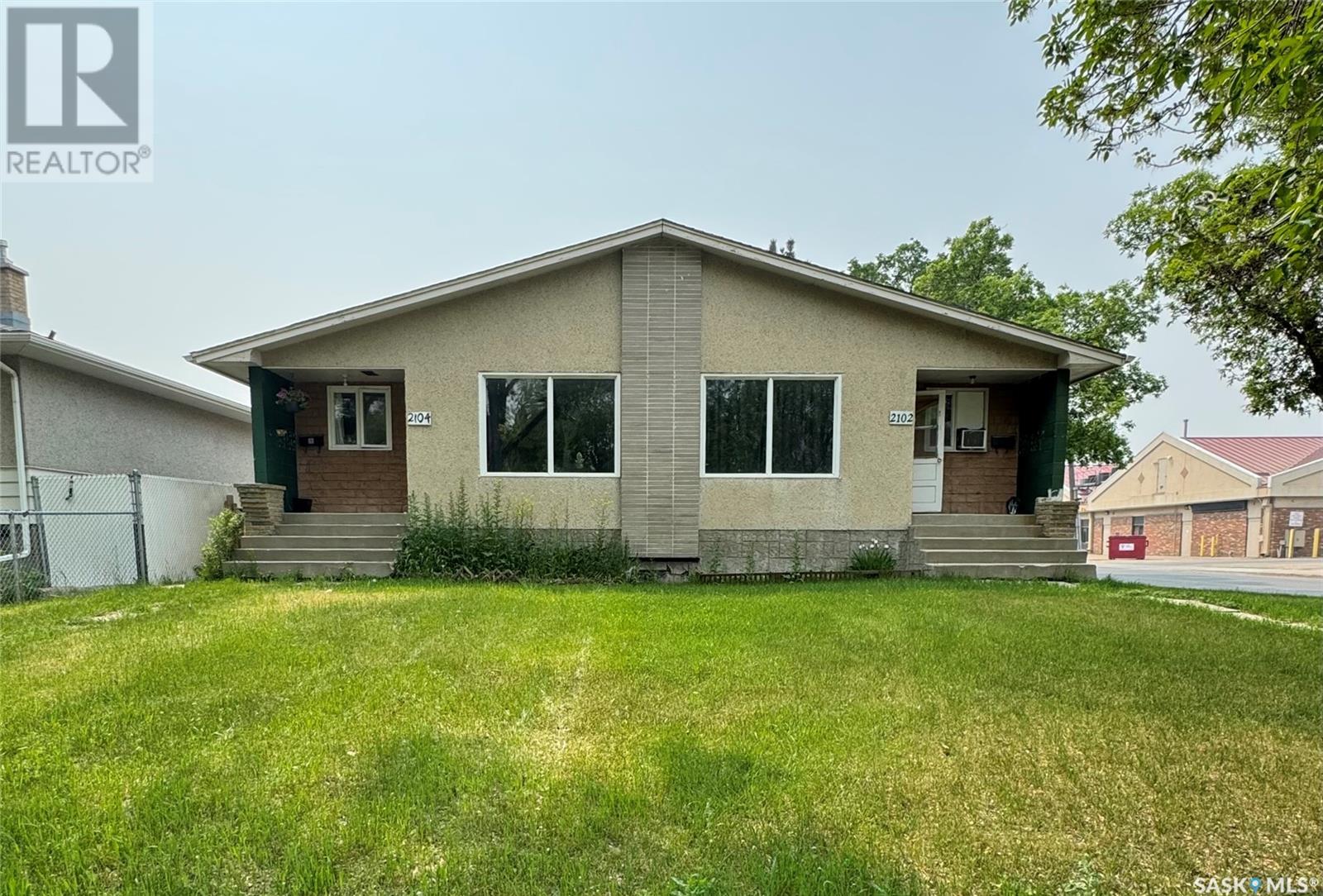 Photo 38 of 2102 2104 Rothwell Street, Regina SK