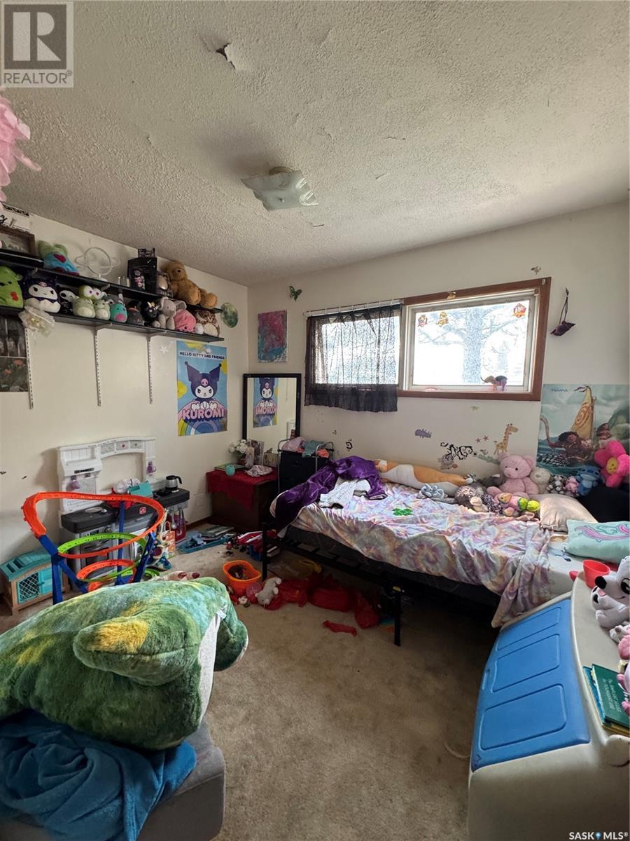 Photo 7 of 2102 2104 Rothwell Street, Regina SK