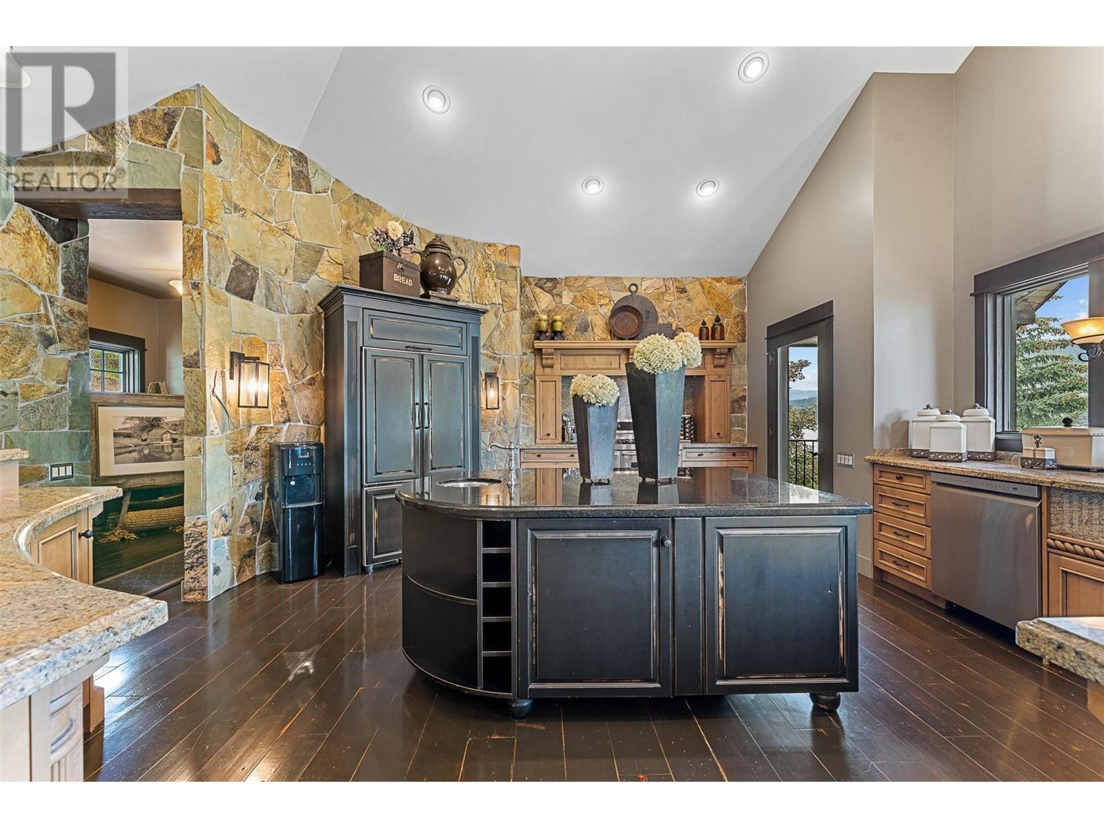  15026 Oyama Road, Lake Country