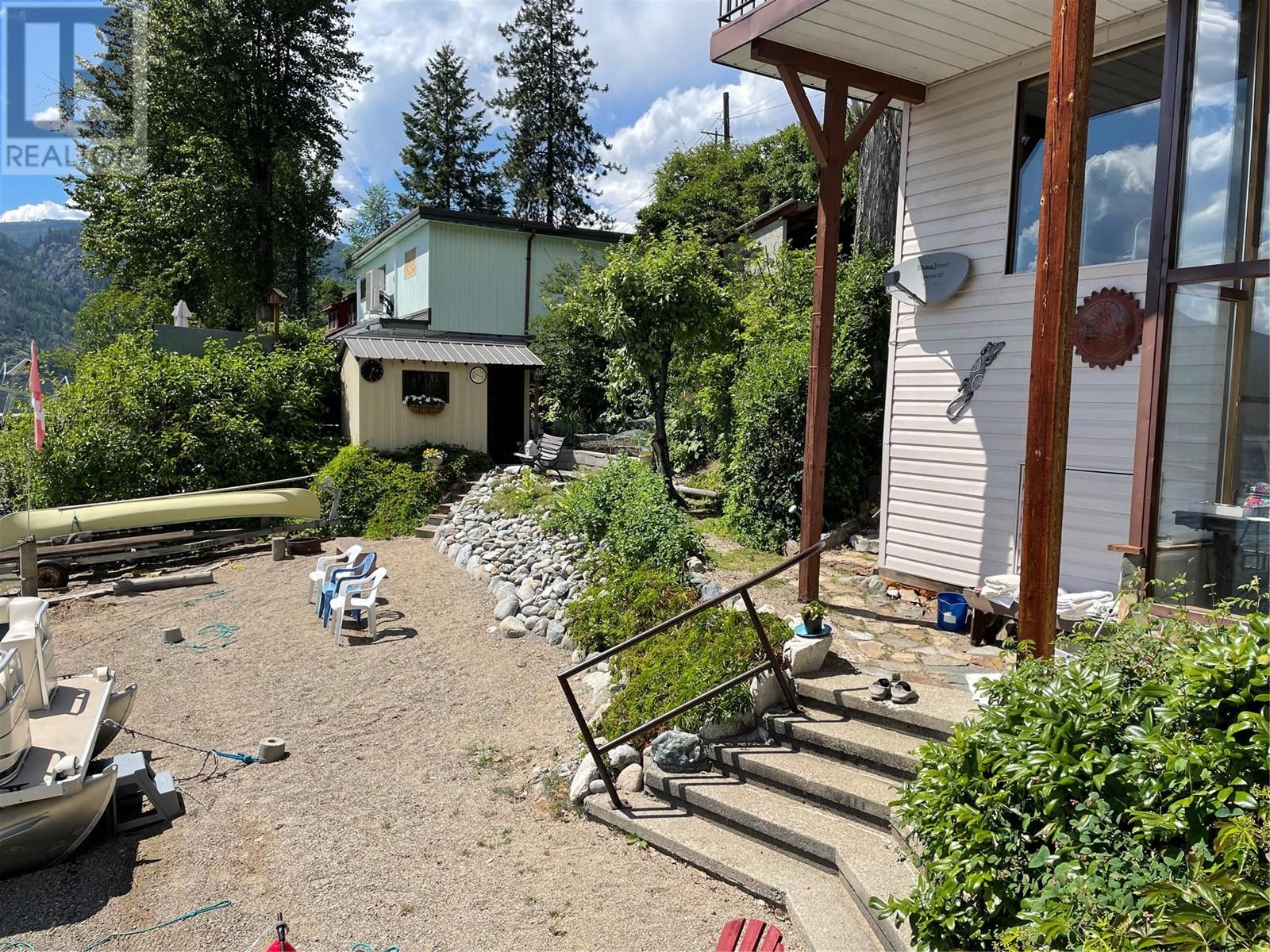 125 Brown Road, Christina Lake