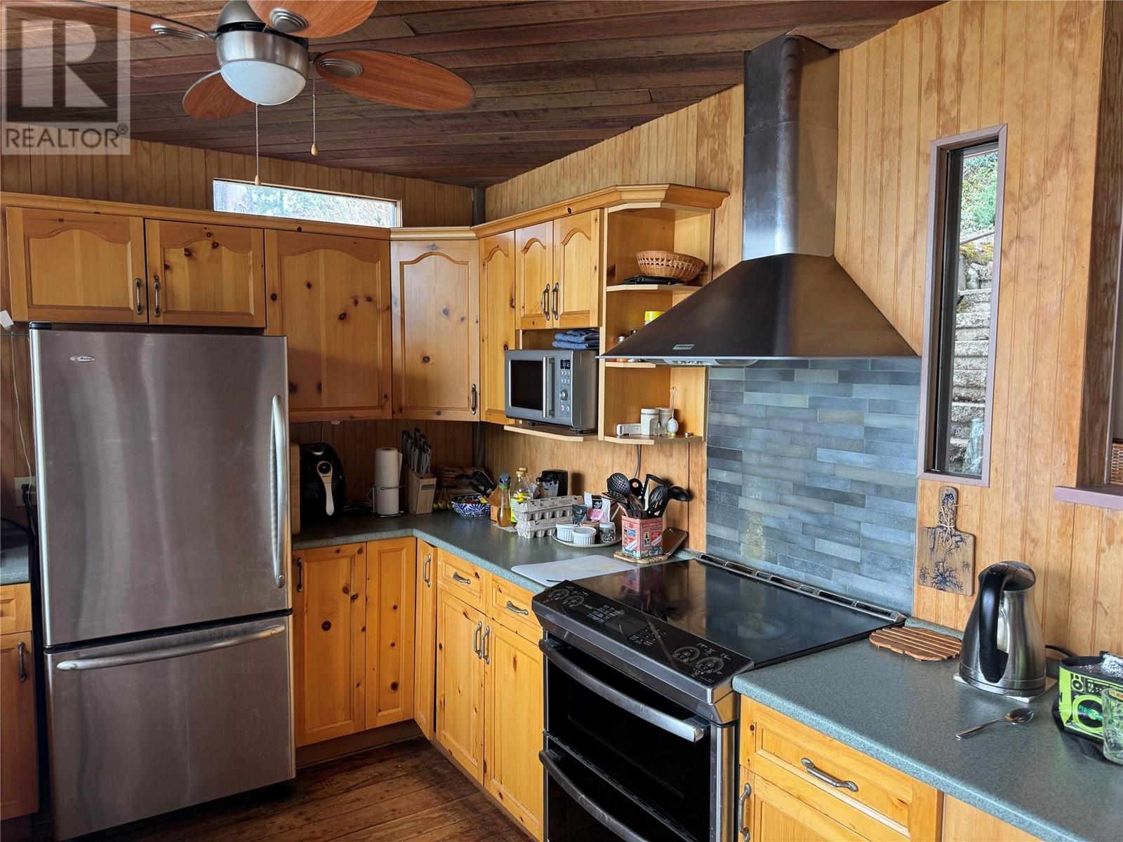 125 Brown Road, Christina Lake
