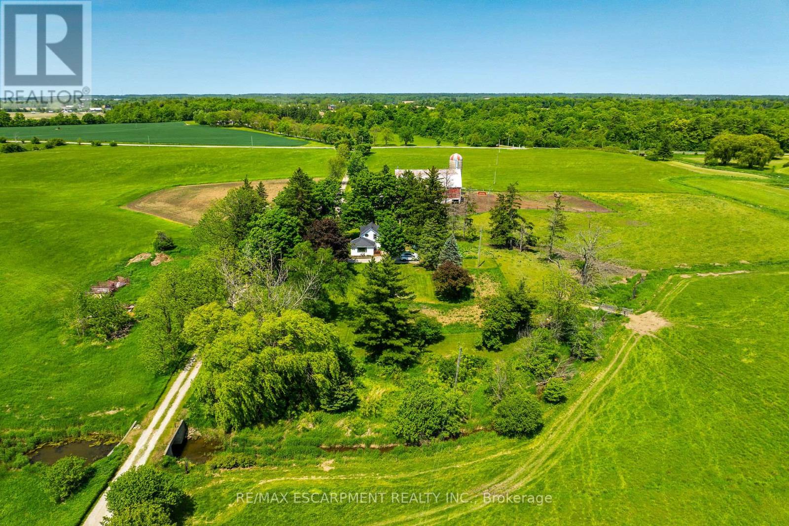 Photo 42 of 1216 Sawmill Road, Hamilton ON