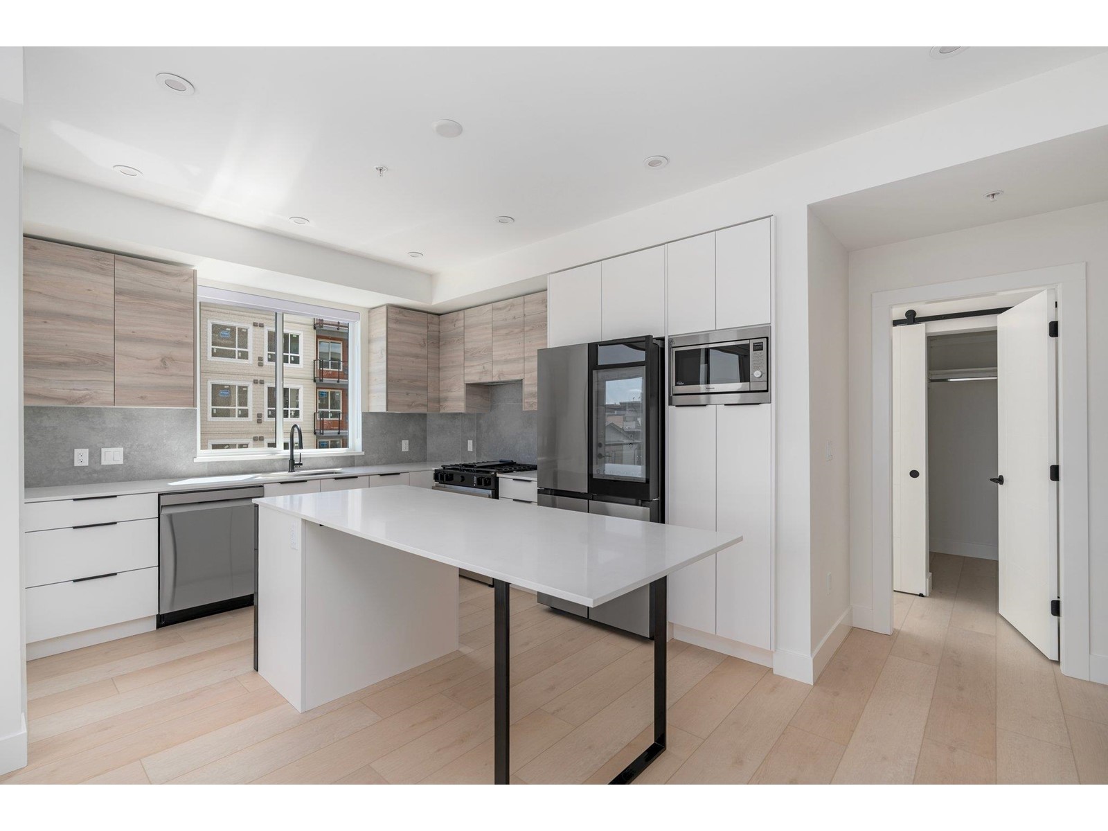 411 30490 CARDINAL AVENUE, Abbotsford real estate listing R3011108