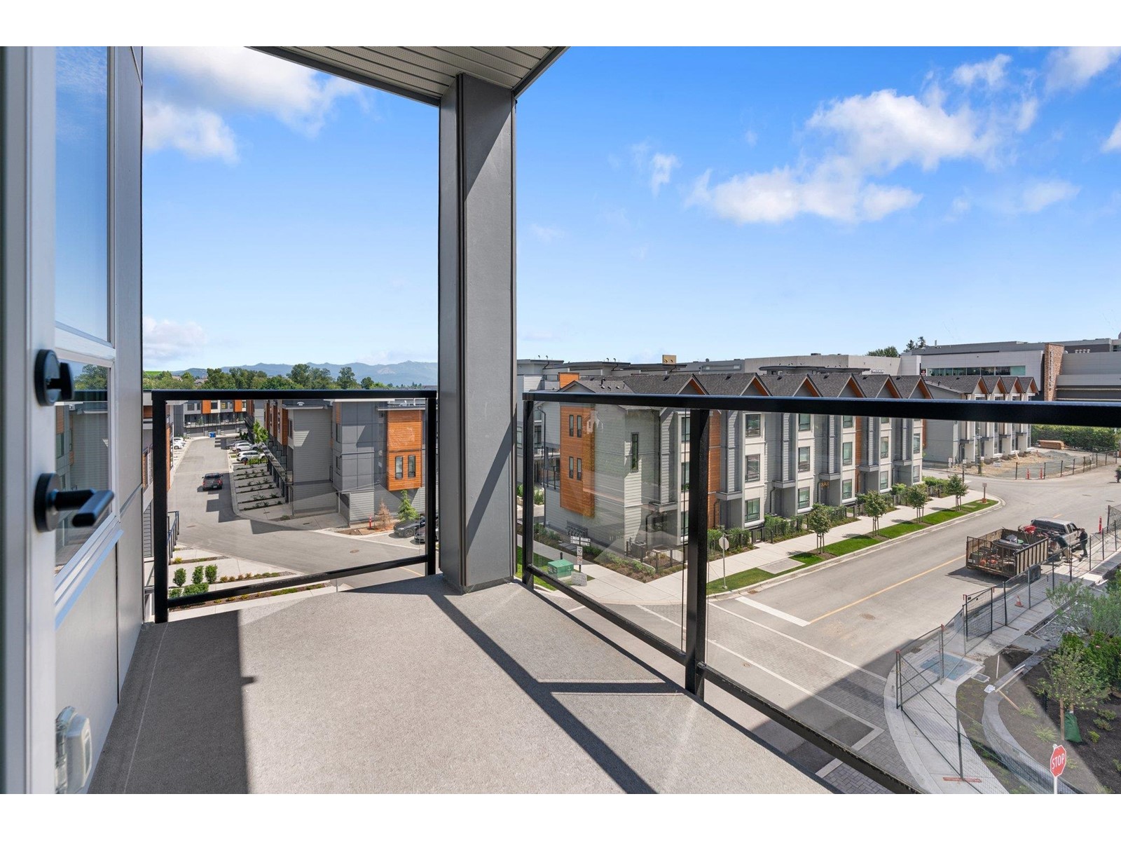 411 30490 CARDINAL AVENUE, Abbotsford real estate listing R3011108