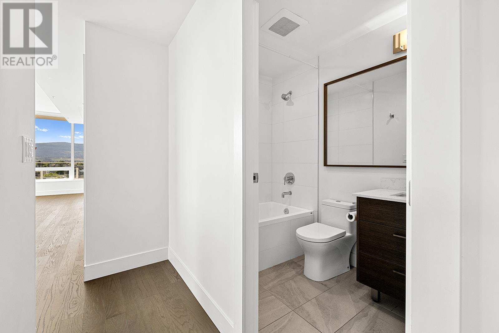 802 1191 Sunset Drive, Kelowna