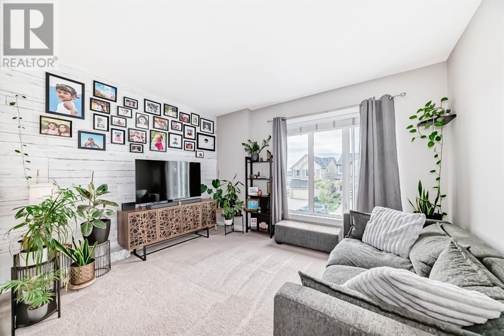 Single Family House for Sale in  Kincora Glen Road NW Kincora Calgary 