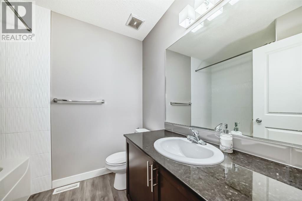 Single Family House for Sale in  Kincora Glen Road NW Kincora Calgary 