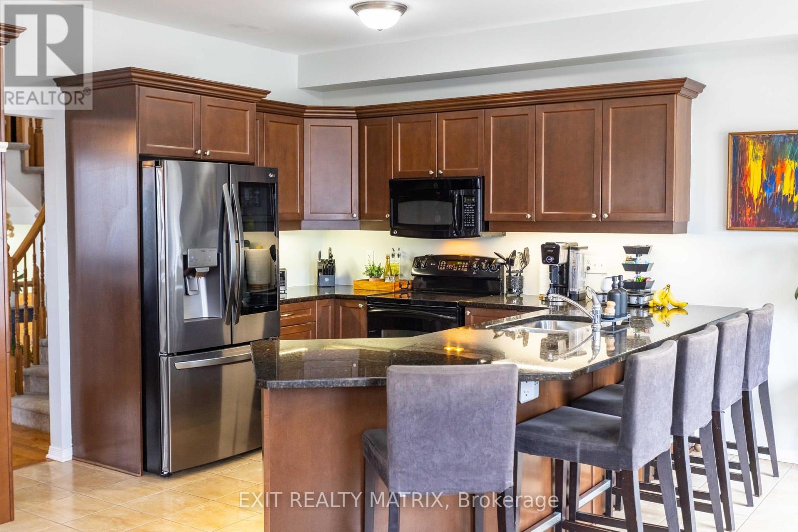 Photo 16 of 221 Hillpark High Street, Ottawa ON