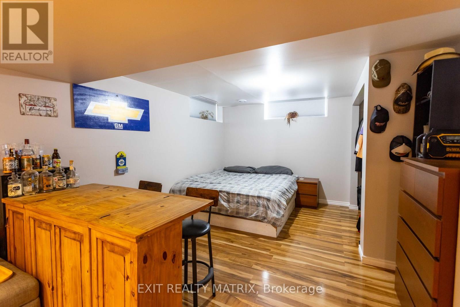 Photo 35 of 221 Hillpark High Street, Ottawa ON