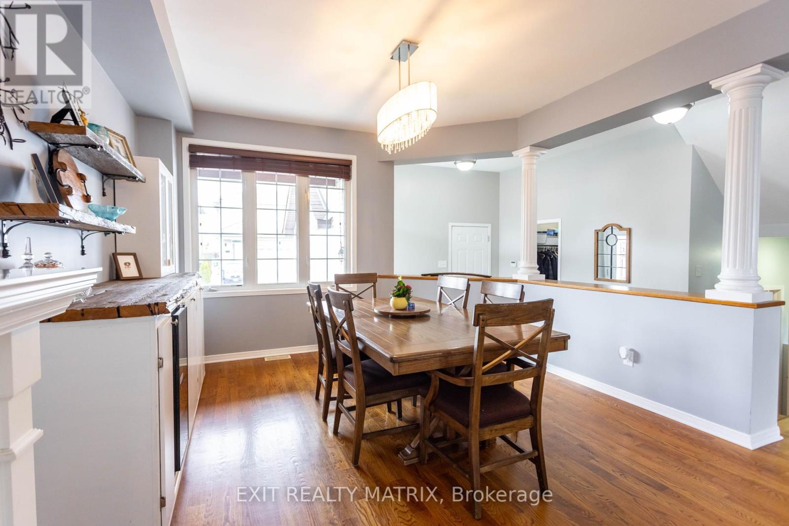 Photo 9 of 221 Hillpark High Street, Ottawa ON