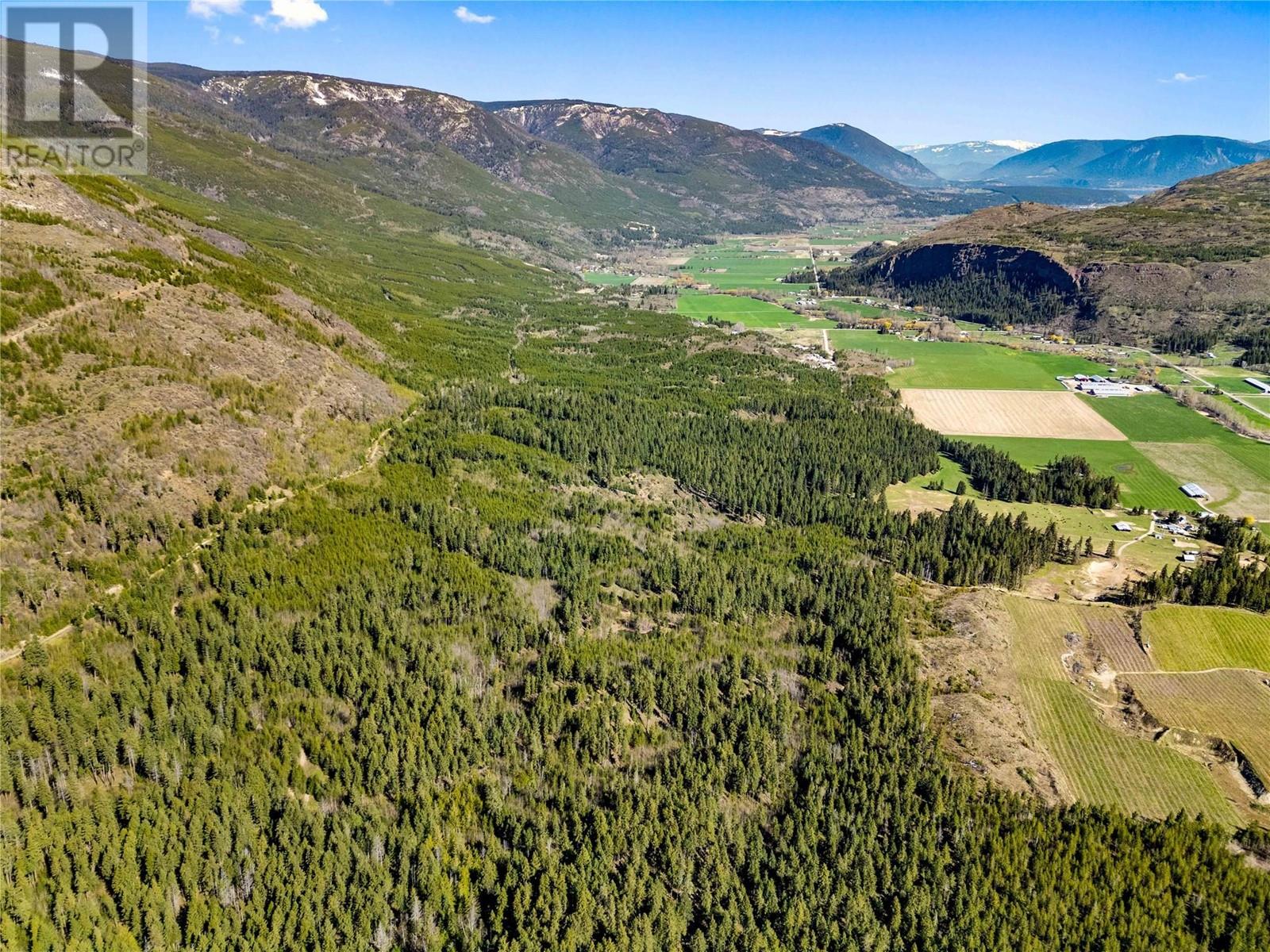  3221 Edes Road, Salmon Arm