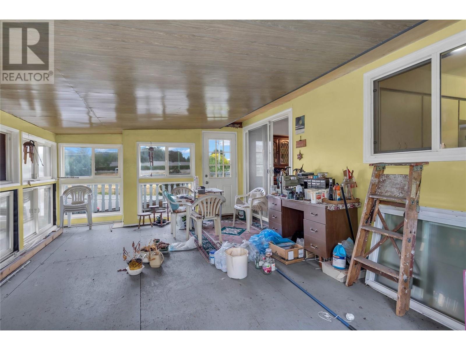  1358 Cherry Crescent East, Kelowna