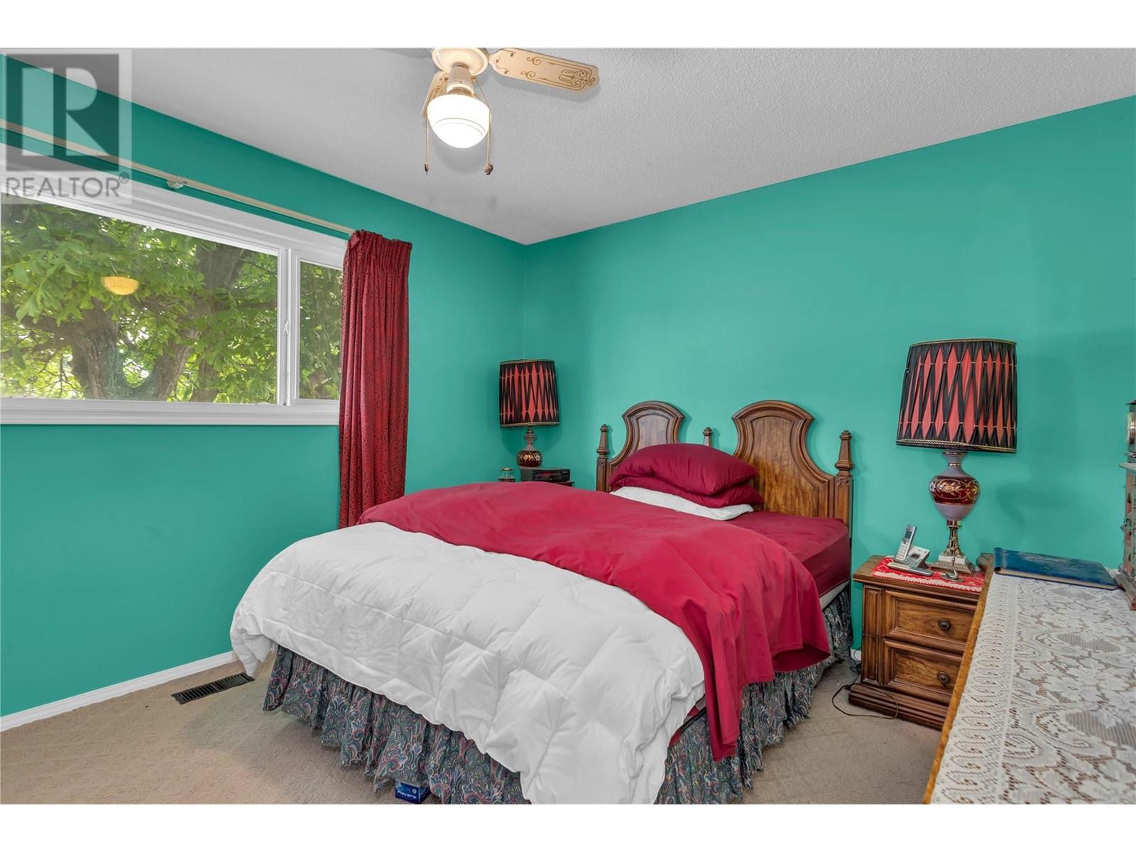  1358 Cherry Crescent East, Kelowna