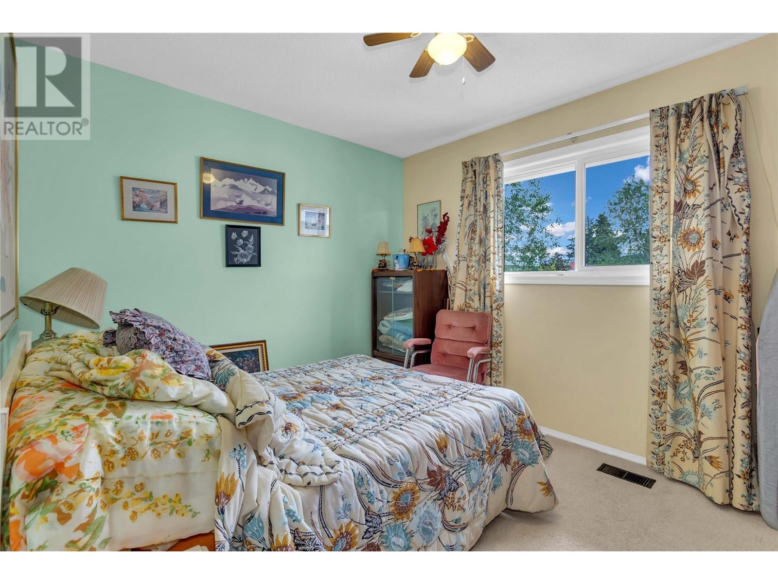  1358 Cherry Crescent East, Kelowna