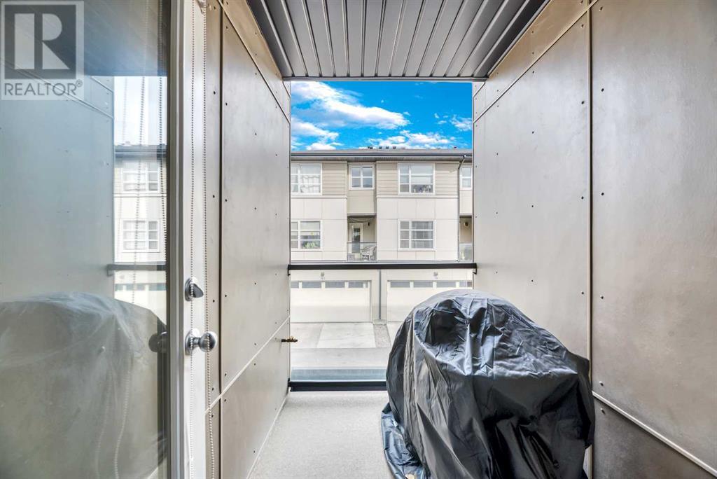 Single Family House for Sale in  Evansridge Park NW Evanston Calgary 